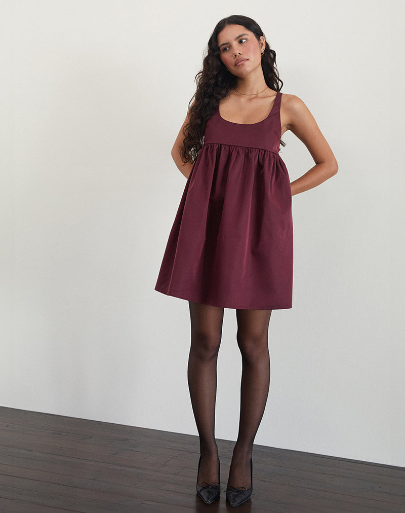 Imagen del vestido Marona en baya oscura