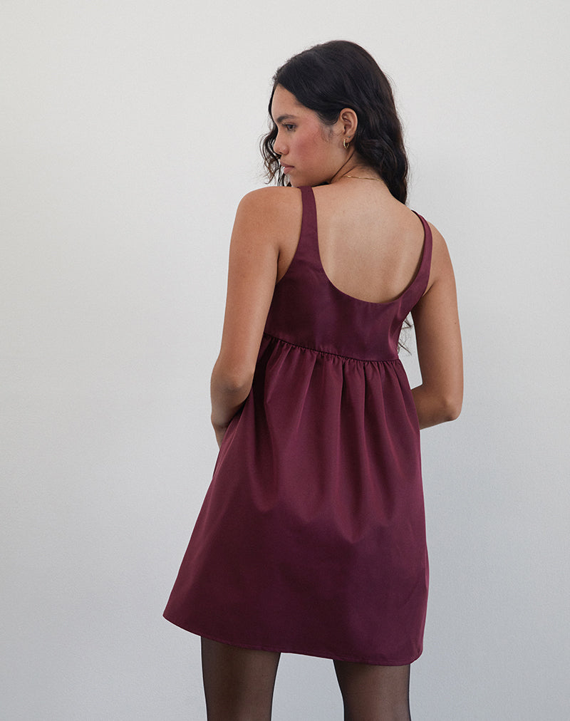 Imagen del vestido Marona en baya oscura