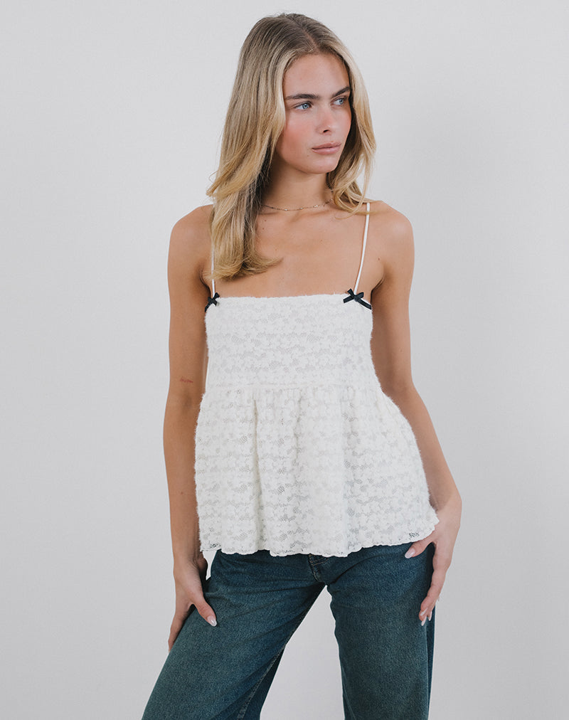Imagen de Marreta Cami Top en encaje Dahlia Marfil
