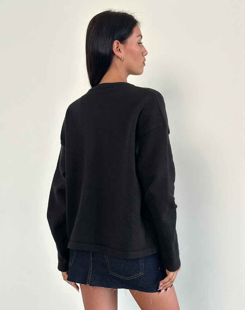 Imagen de Maureen Cardi en negro