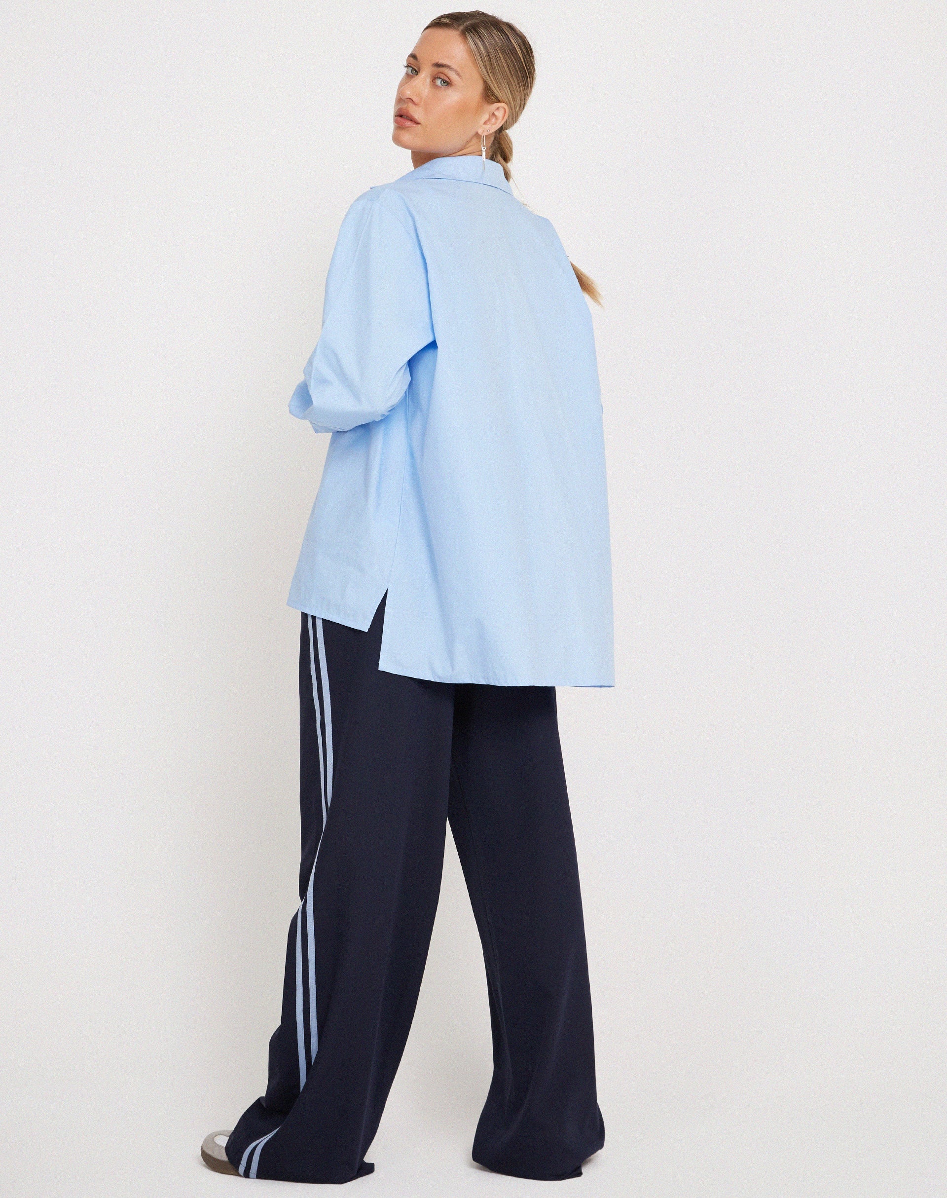 Imagen de Mavis Button Up Shirt in Poplin Sky Blue