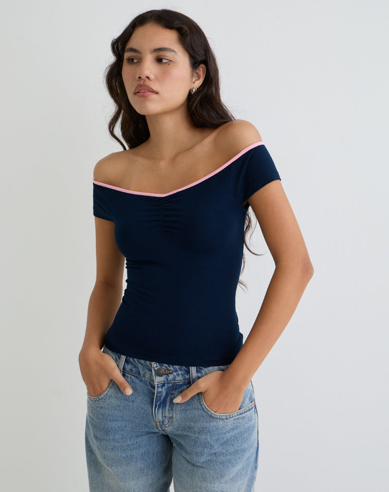 Imagen Mayomi Top sin hombros en azul marino con ribete rosa