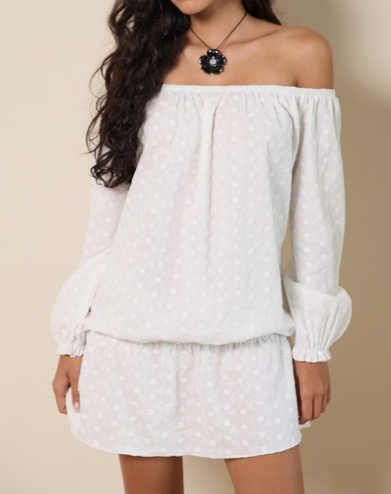 Imagen del minivestido Melisandre en broderie marfil