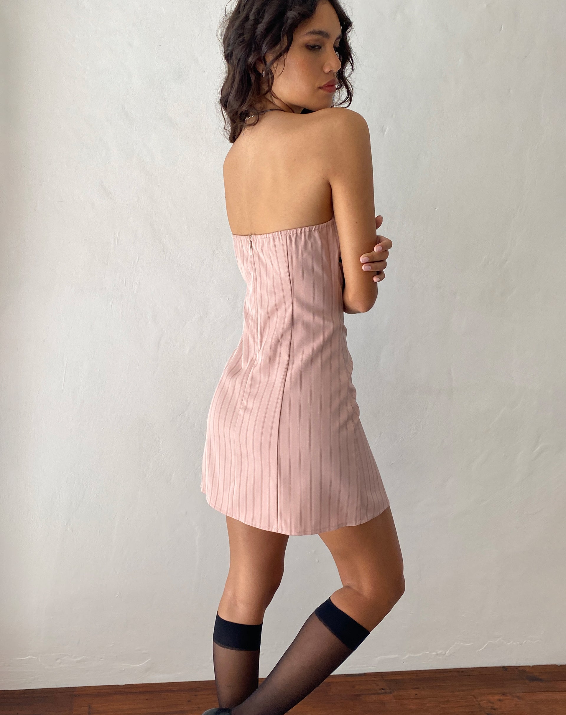 Imagen de Merila Bandeau Mini Dress in Pinstripe Blush