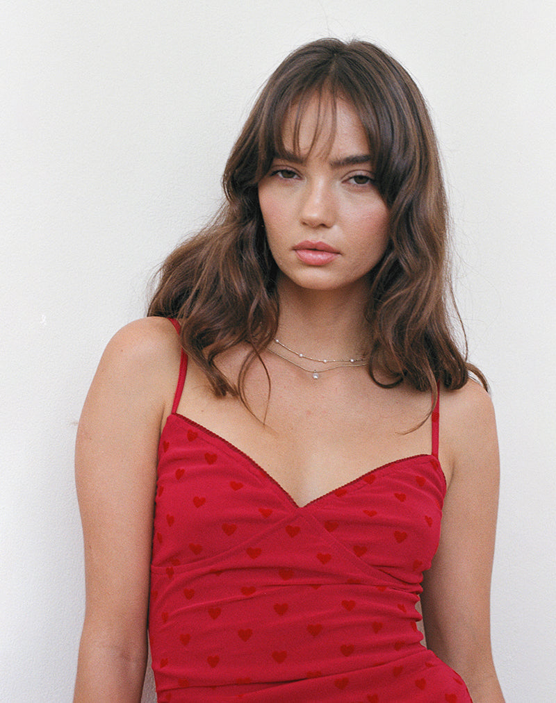 Imagen del minivestido Micaya de malla flocada corazón rojo