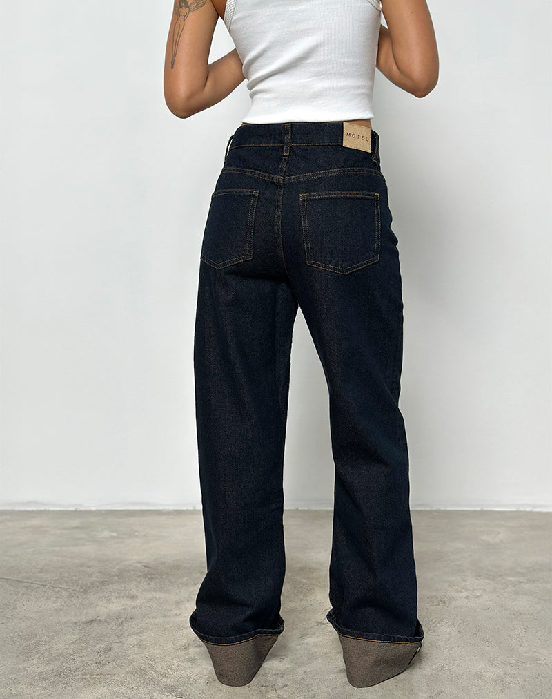 Imagen de Mid Rise Turn Up Straight Jeans en Indigo