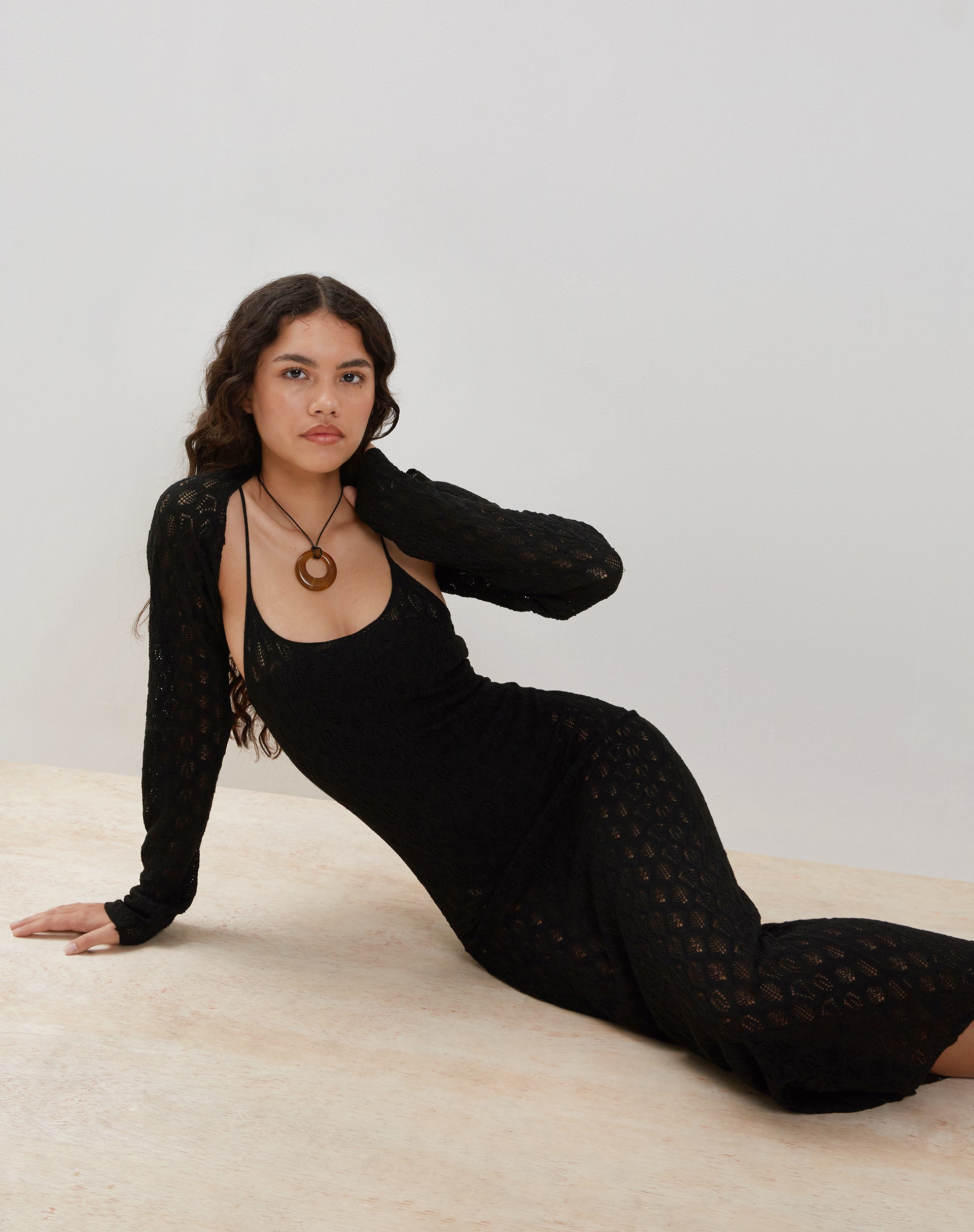 Imagen de Caroline Strappy Maxi Dress in Mesh Negro