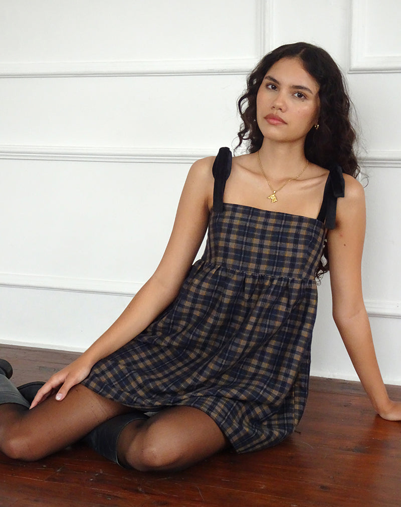 Imagen de Mikayla Minivestido de cuello cuadrado a cuadros azul marino y mostaza
