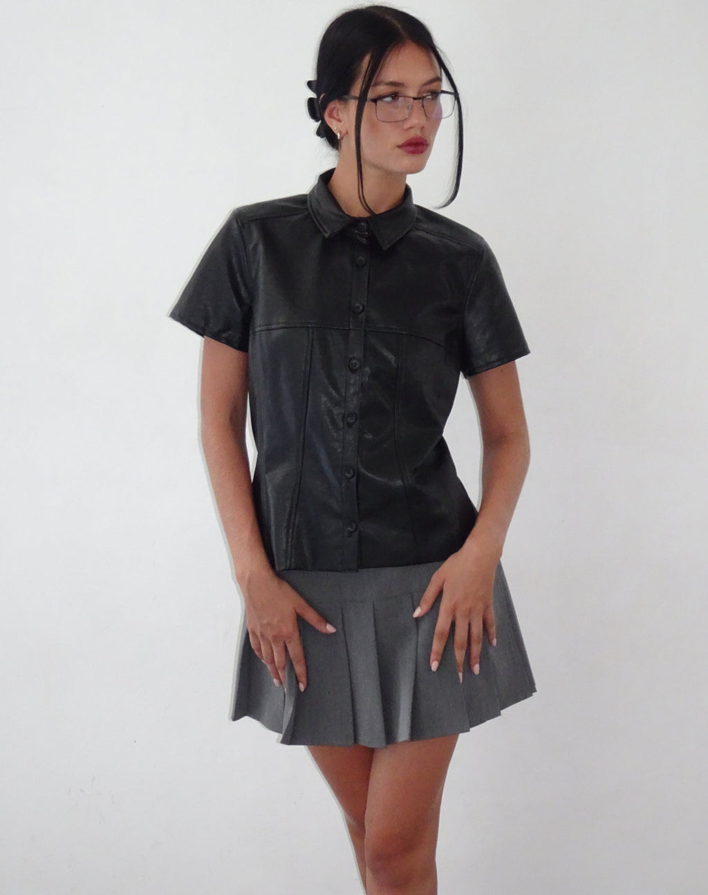 Mulan Camisa de manga corta en PU Negro