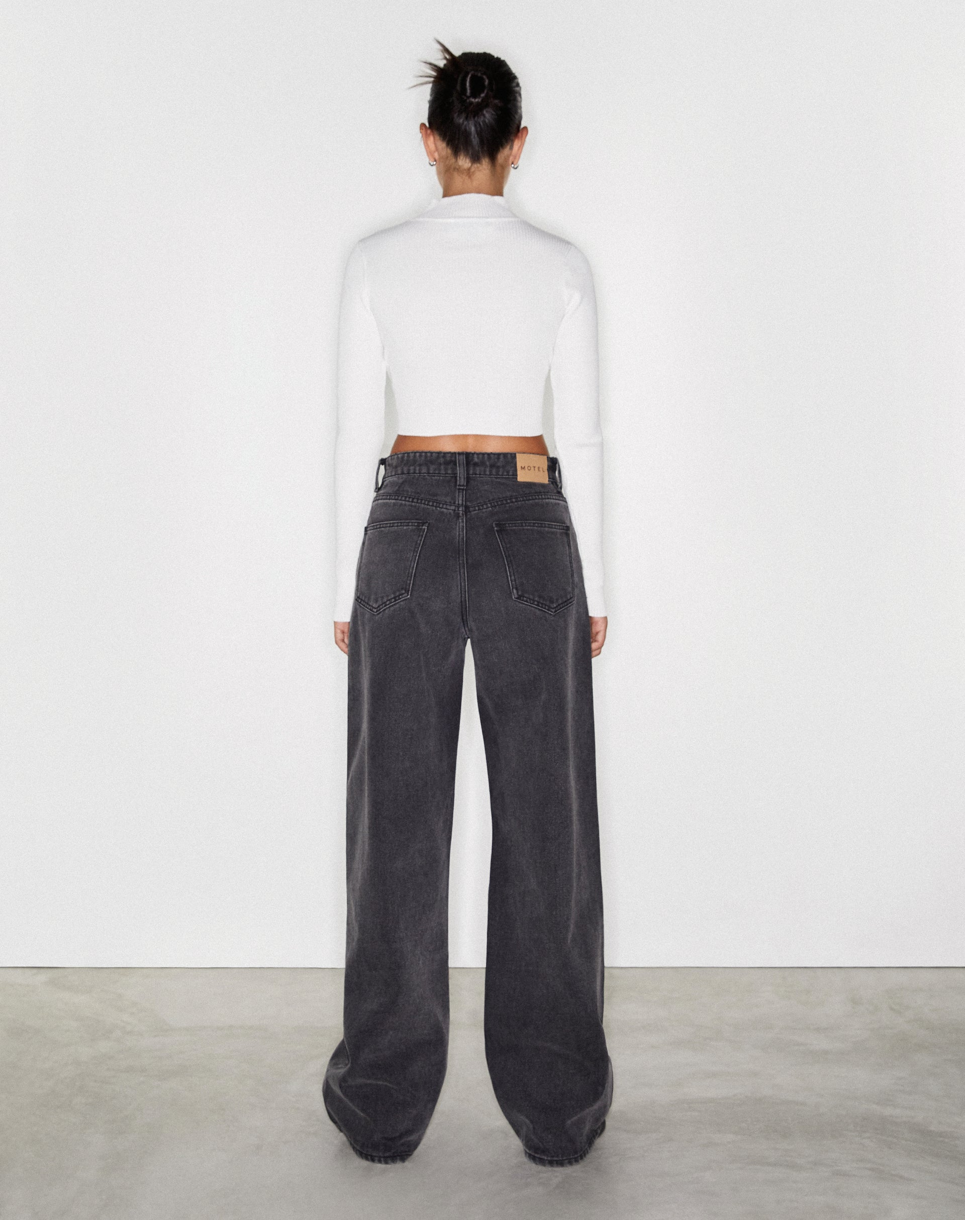 imagen de Extra Wide Jean en Black Wash