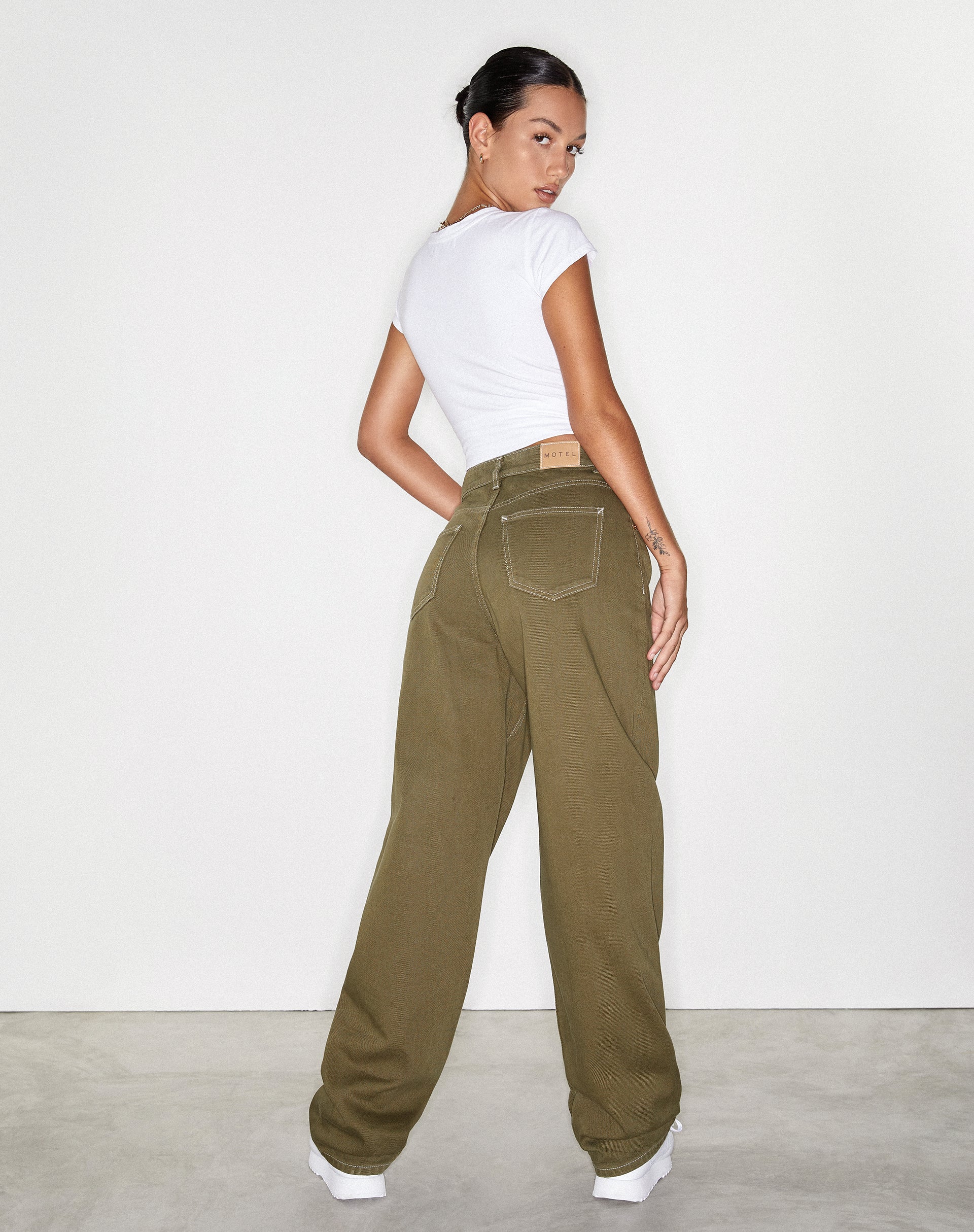 Imagen de Parallel Jeans en verde militar