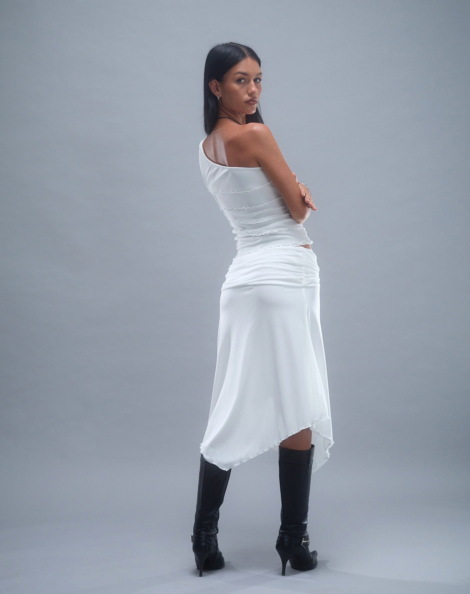 Imagen de la falda Chenoa Midi Side Split en marfil