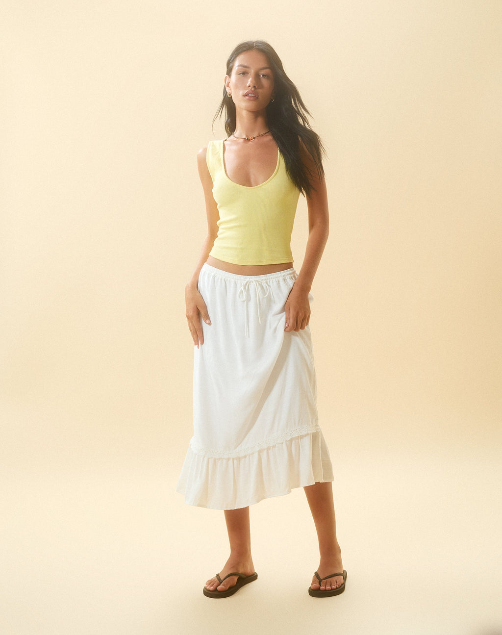 Kokies Falda Midi con Volantes en Blanco