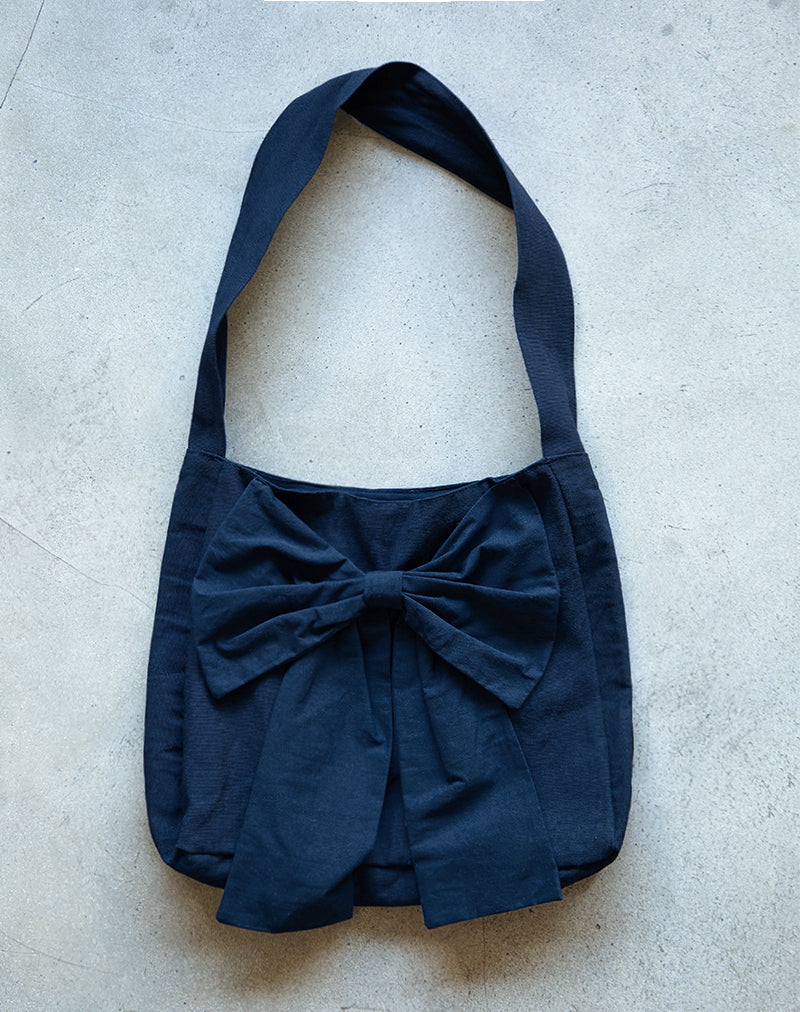 imagen de Nagi Bag en azul marino con lazo azul marino