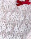Rosa bebé con encaje rojo y lazo
