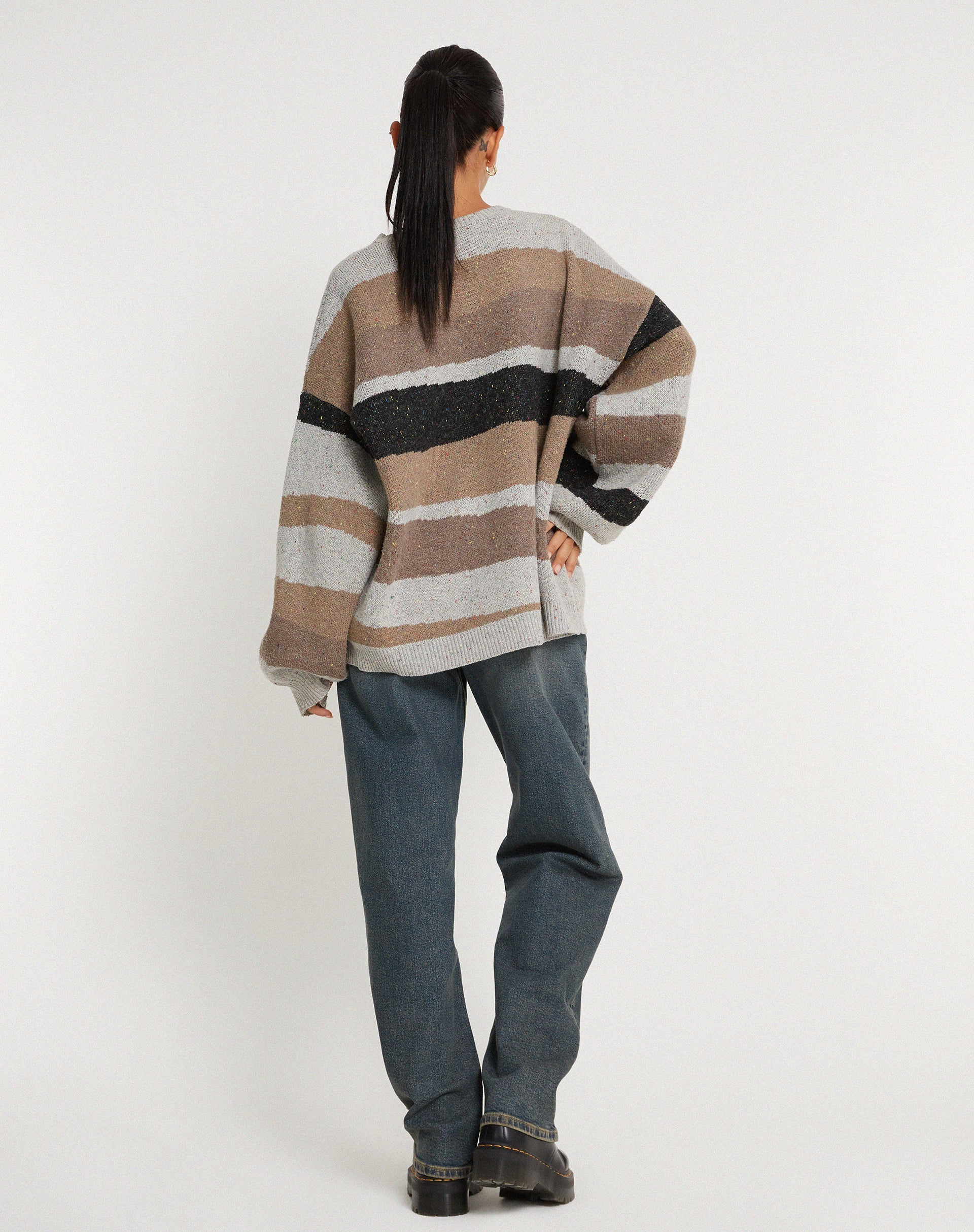 imagen de Namari Jumper en gris abstracto y tostado
