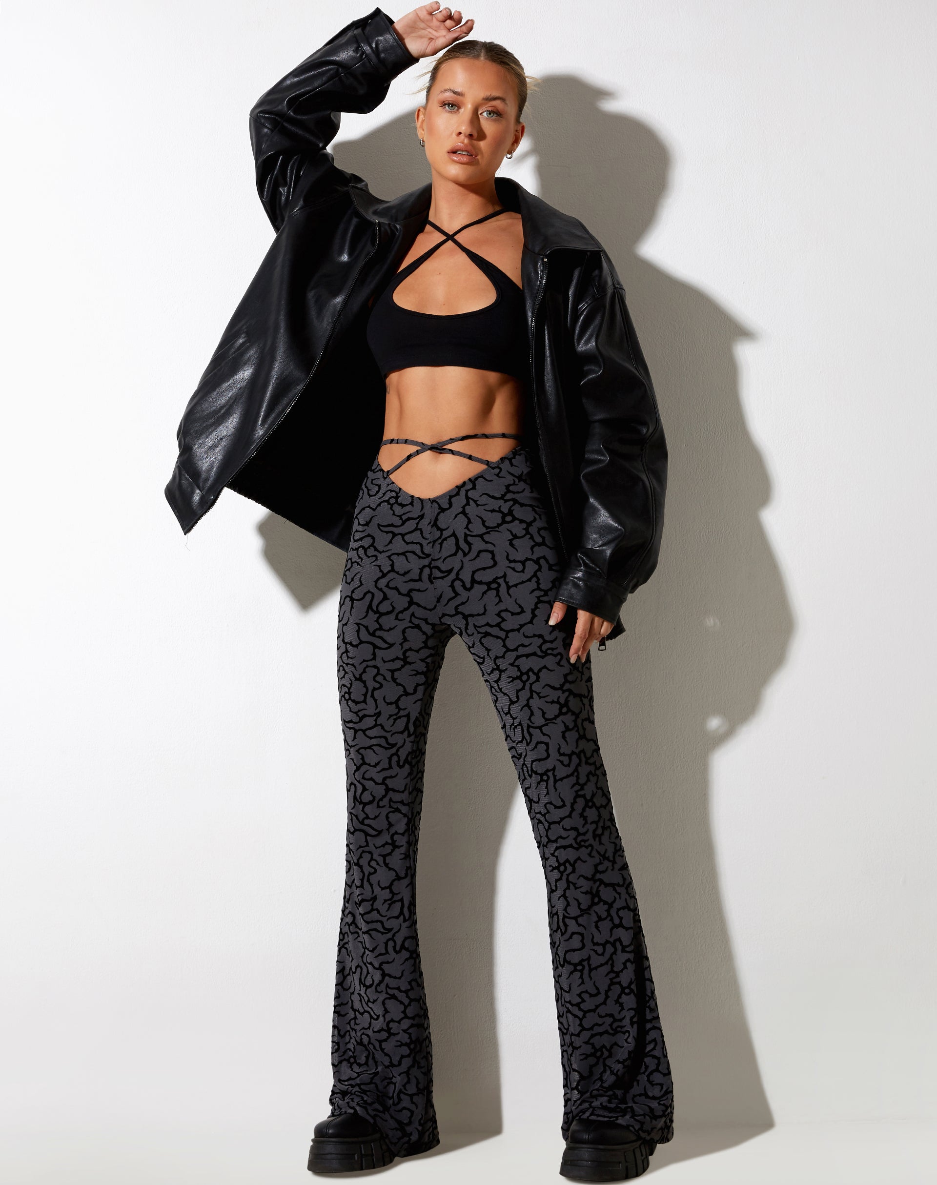 Imagen de Nancha Flare Trouser in Tribal Flock
