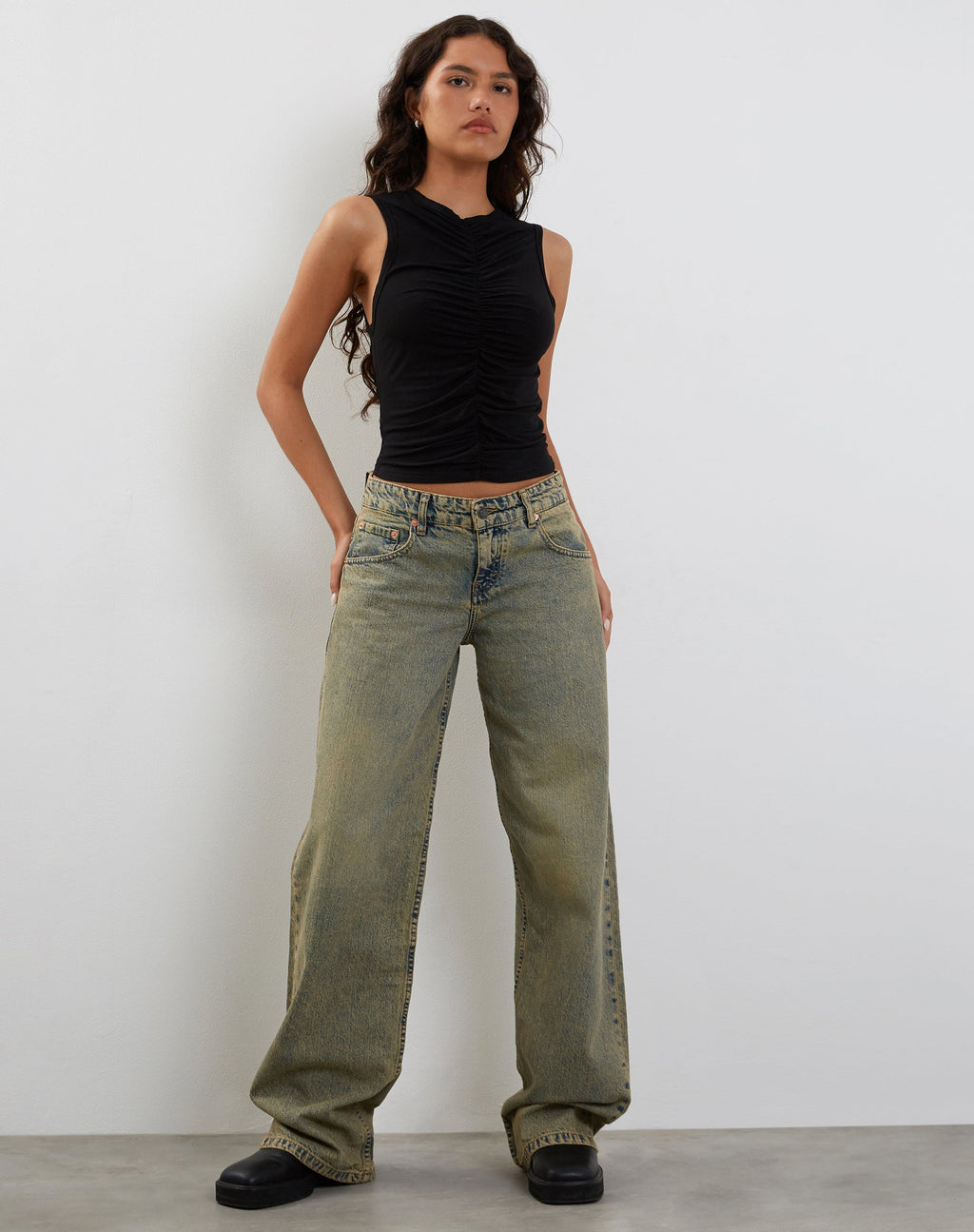 Top Naoko Acanalado Negro