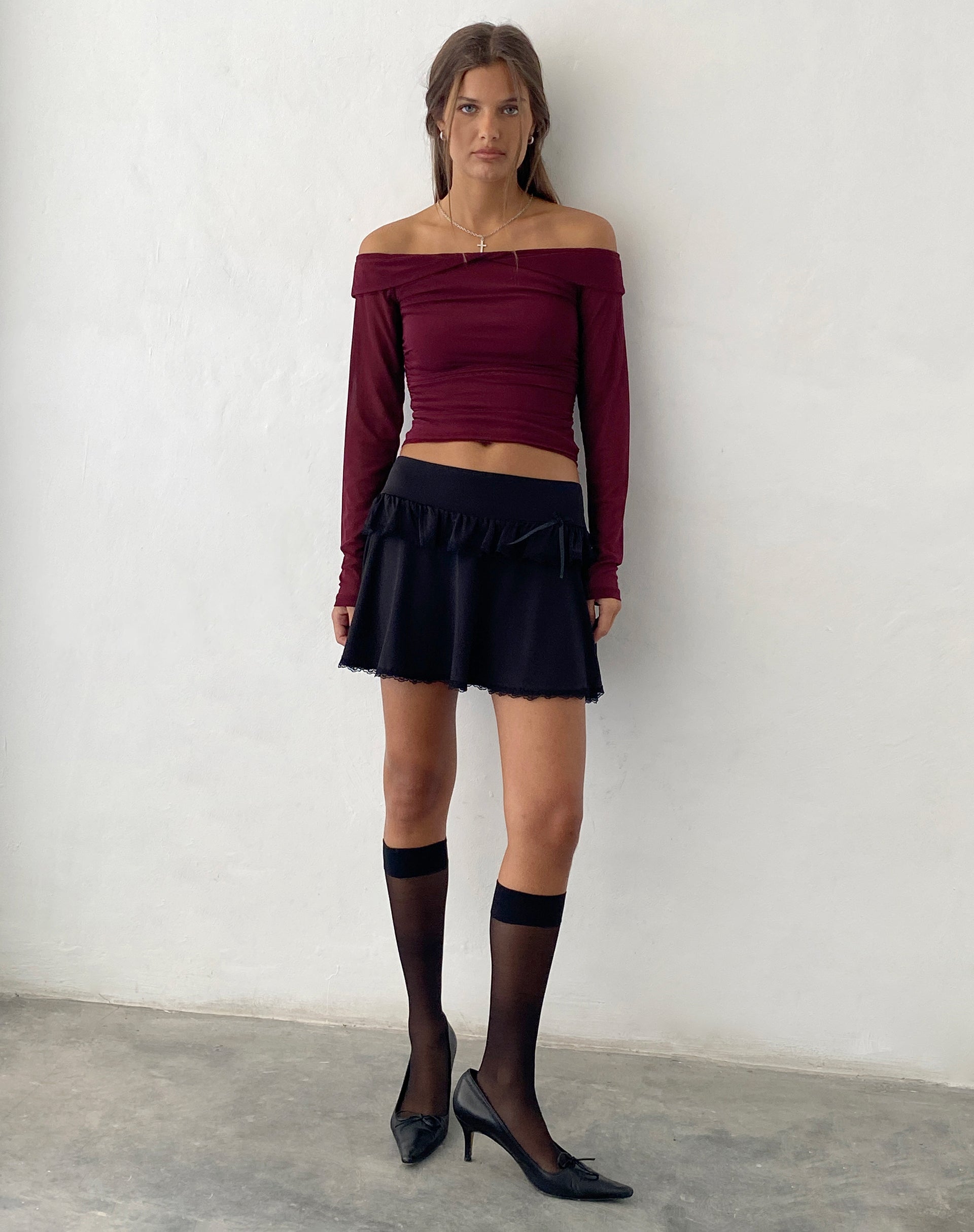 Imagen de Nauri Mesh Bardot Top en Granate