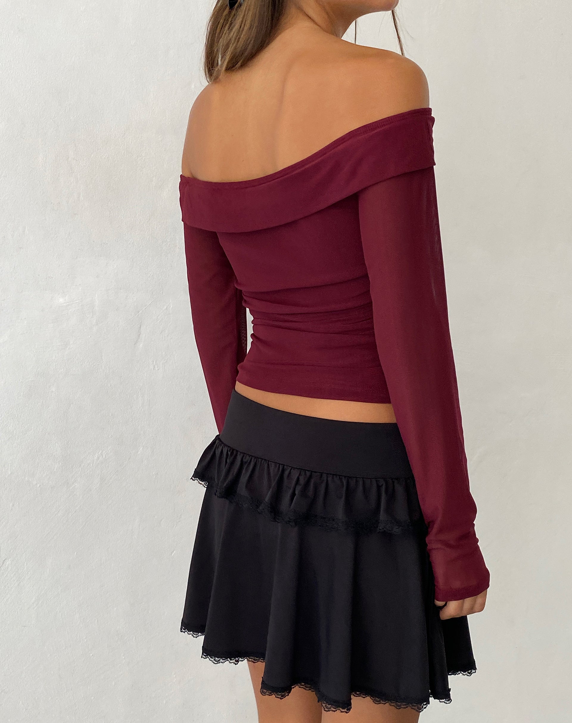 Imagen de Nauri Mesh Bardot Top en Granate