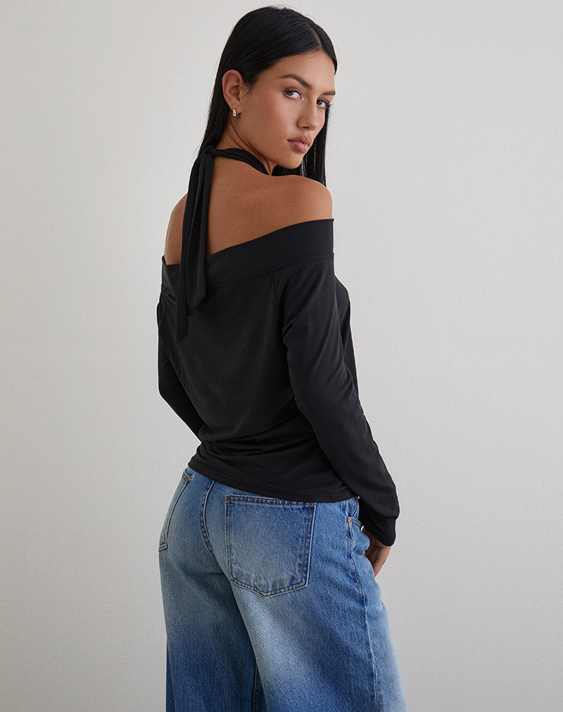 Imagen de la camiseta de manga larga con múltiples lazos Nezuko en cupro negro.