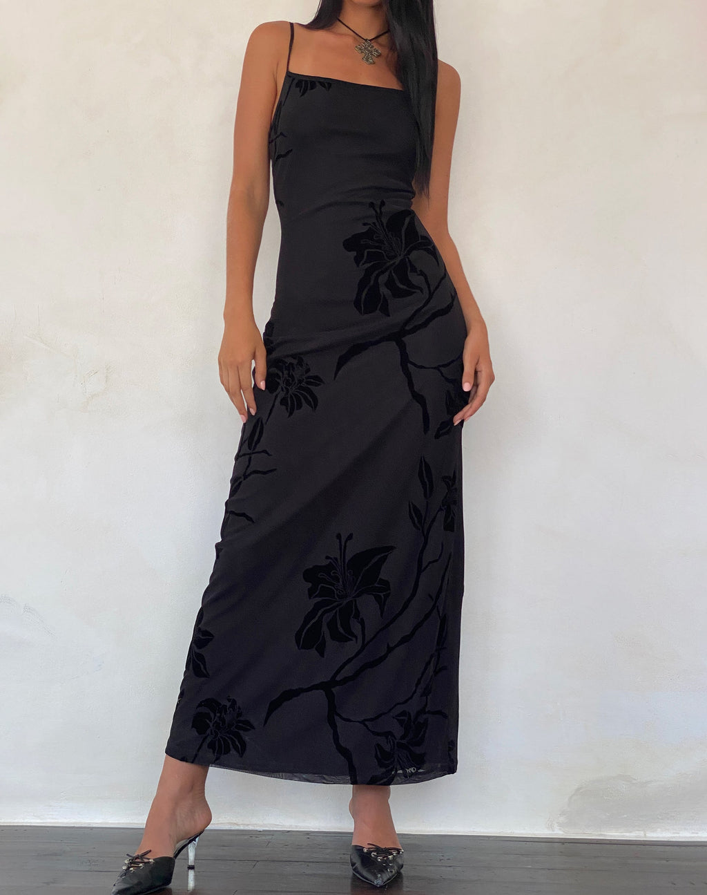 Maxi Vestido Nodu en Orchids Flock Negro