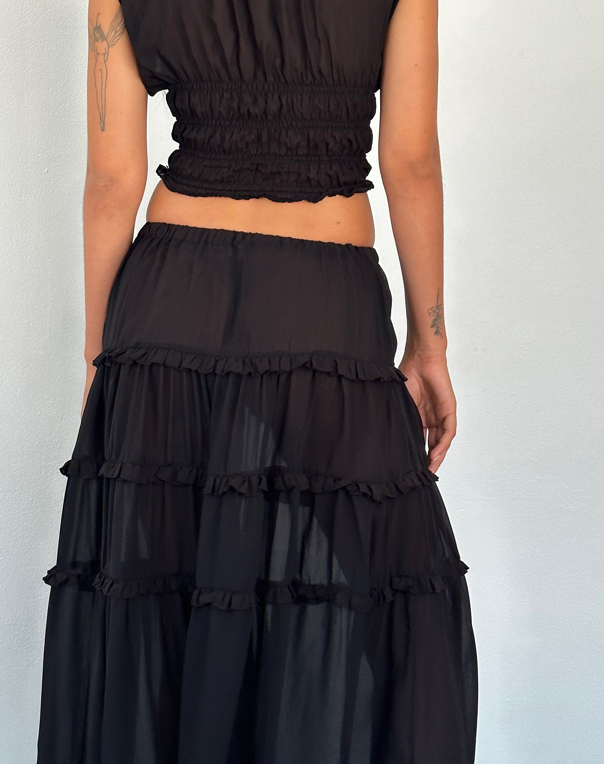 Imagen de Norah Tiered Maxi Skirt in Black Chiffon