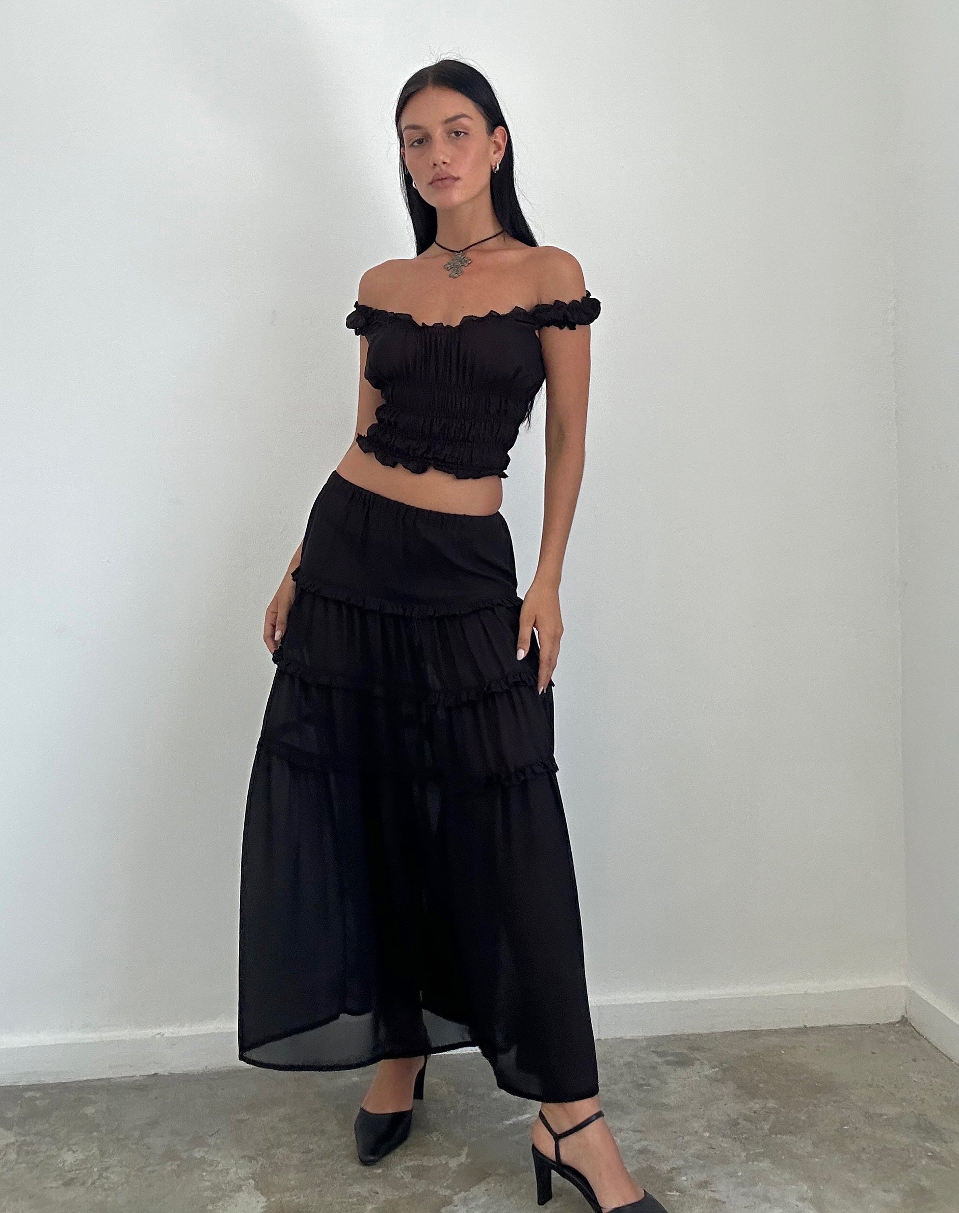 Imagen de Norah Tiered Maxi Skirt in Black Chiffon