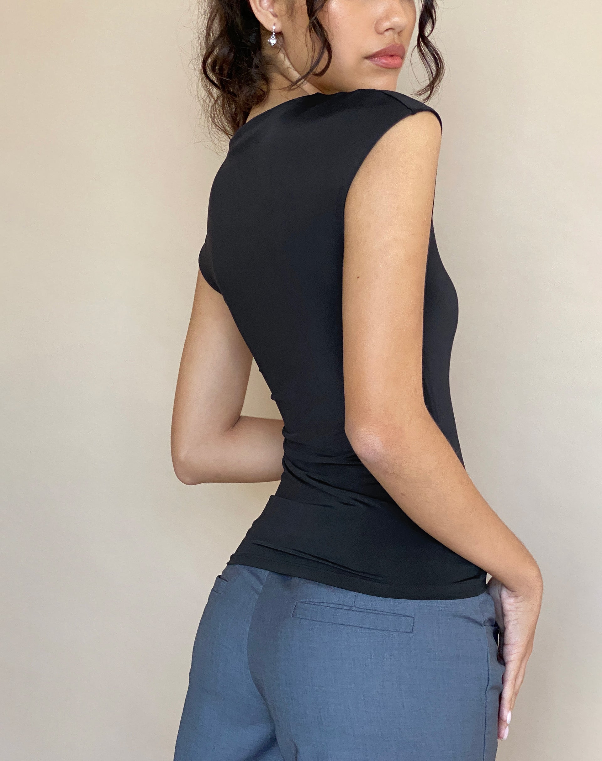 Imagen de Nova Top en Slinky Negro