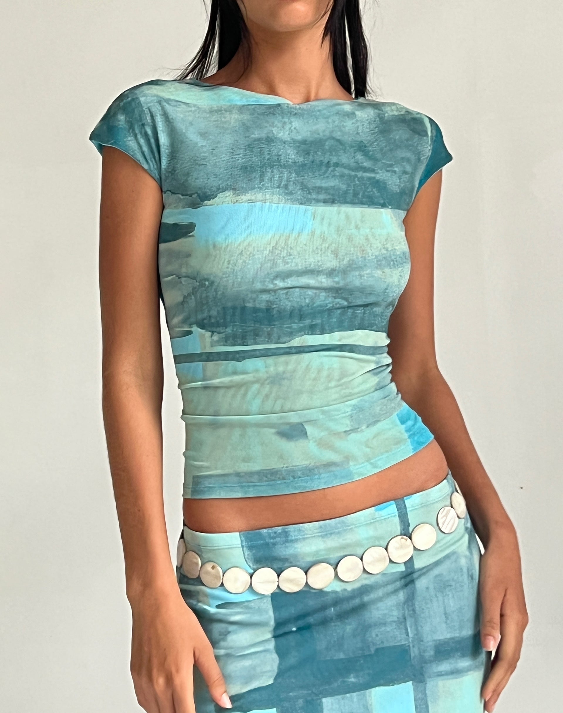 Imagen de MOTEL X JACQUIE Nova Top en Malla Verde y Azul Pincel Abstracto