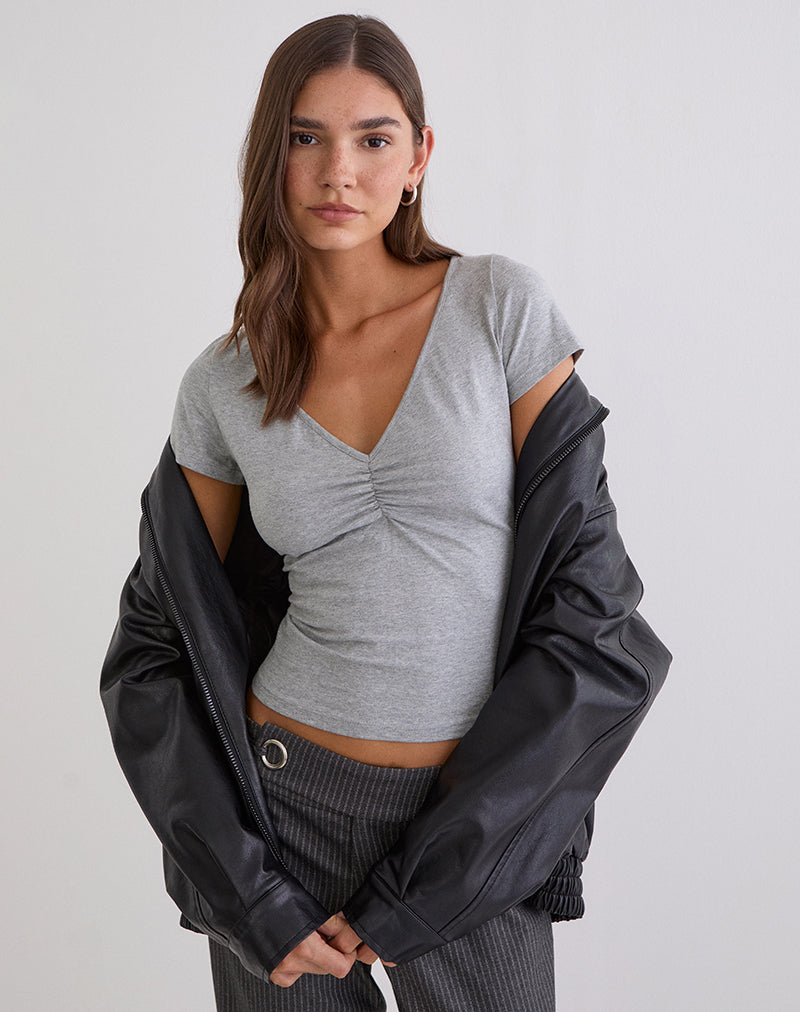 Top de manga corta con cuello en V Obanai en gris jaspeado