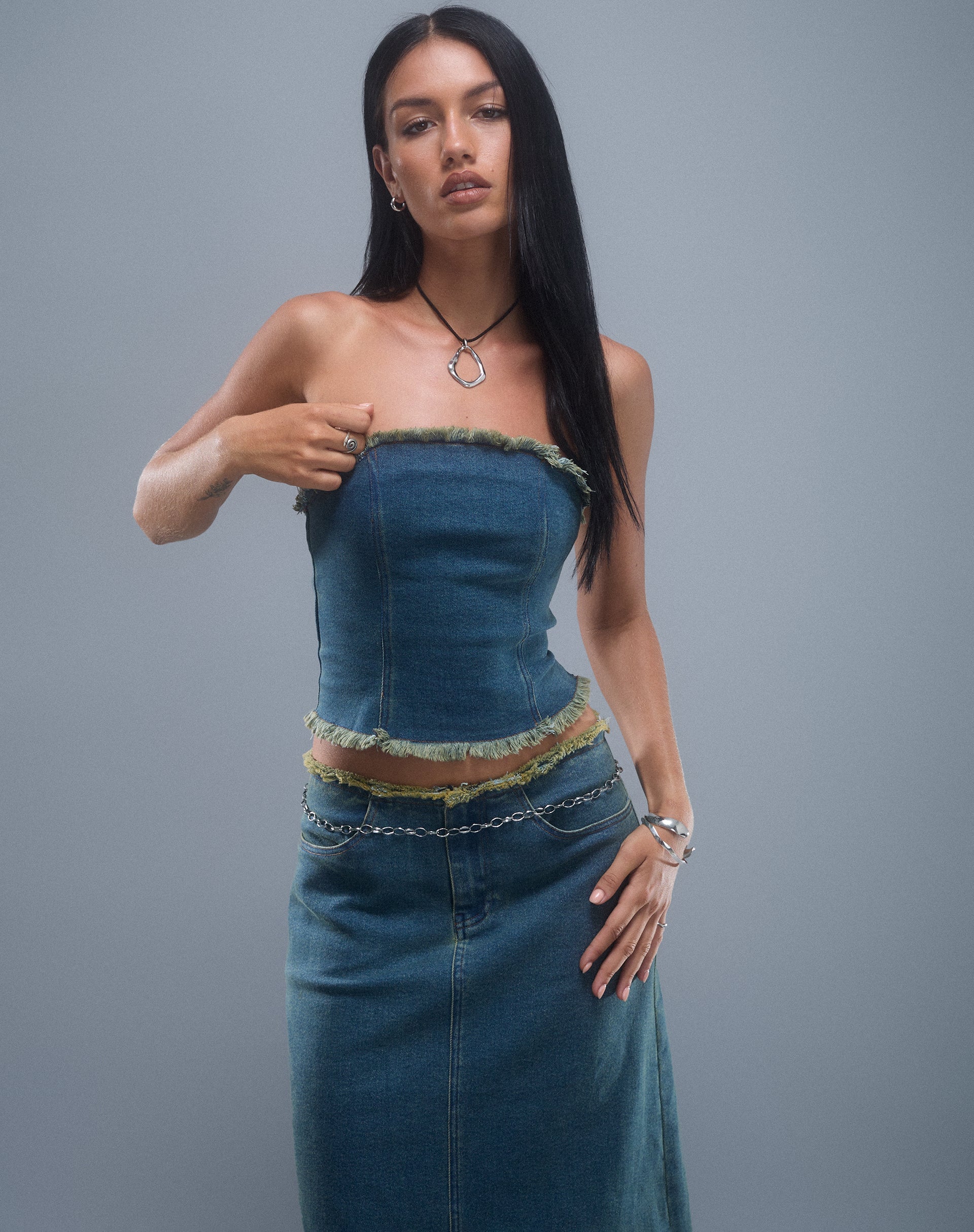 Imagen de Omas Denim Bandeau Top en marrón azul lavado ácido