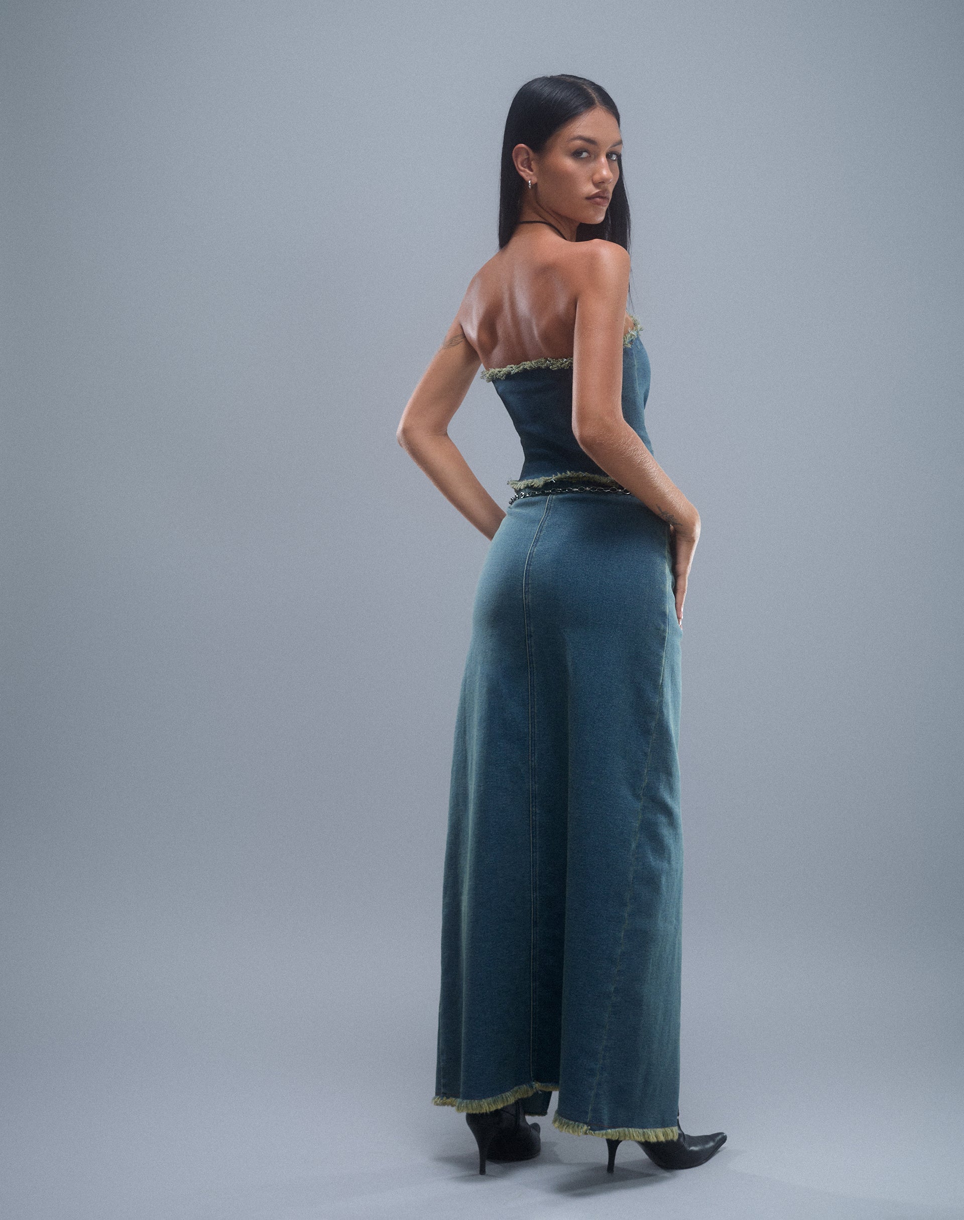Imagen de Zaenap Frayed Denim Maxi Skirt in Brown Blue Acid