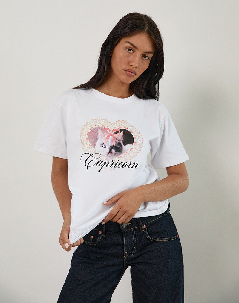 Imagen de Oversize Basic Tee in White with Capricorn Motel Pet Print