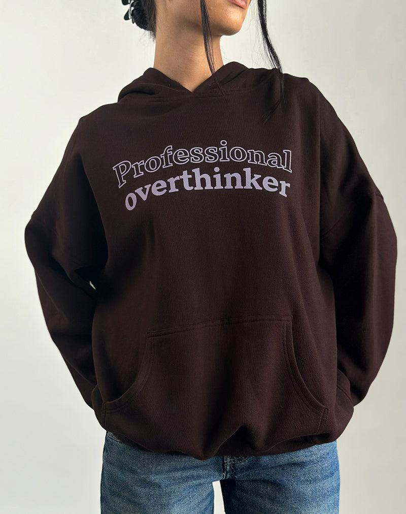 Image of Sudadera con capucha de gran tamaño en chocolate amargo con estampado Overthinker