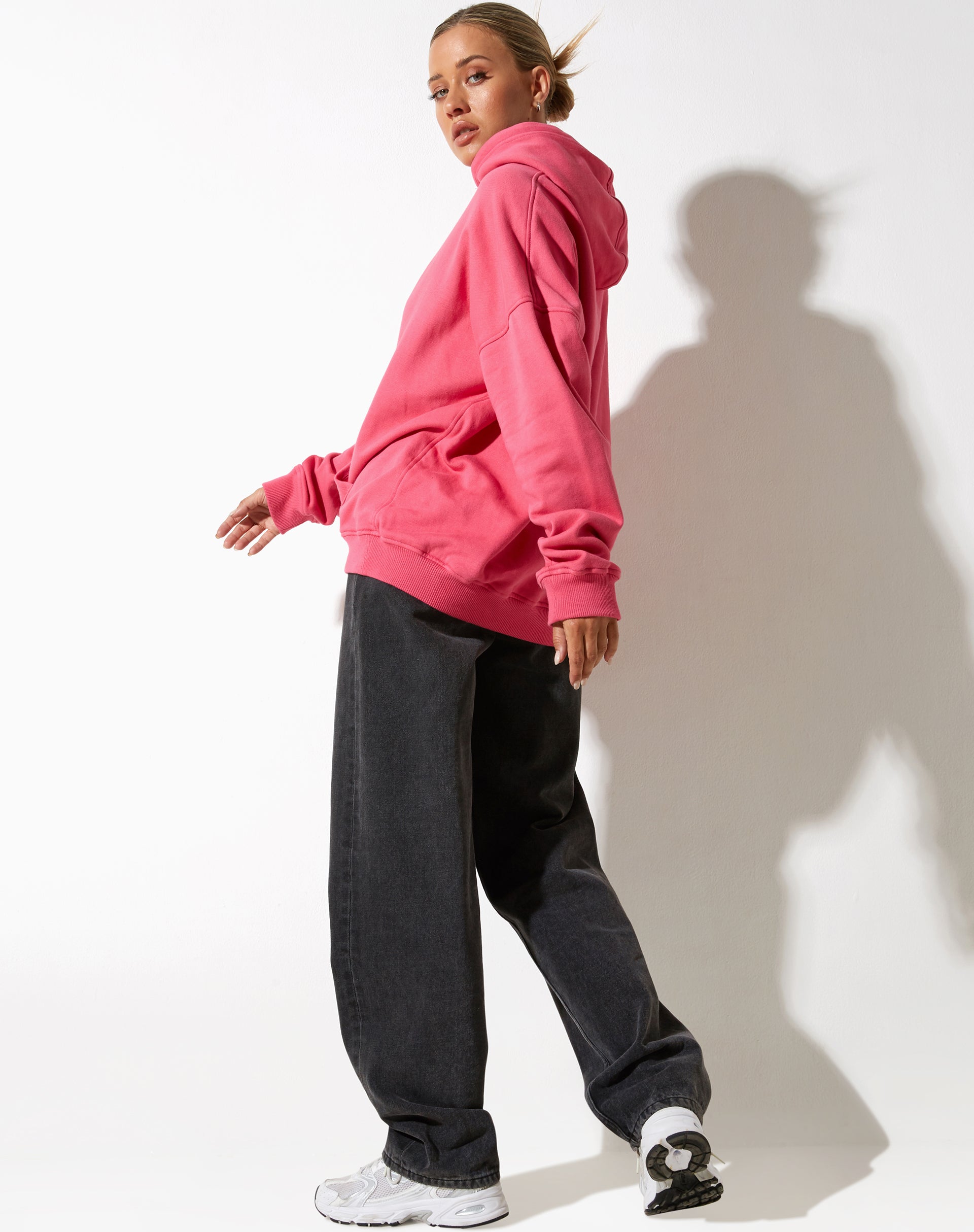 imagen de Oversize Hoodie in Fandango Pink with "Different' Embro