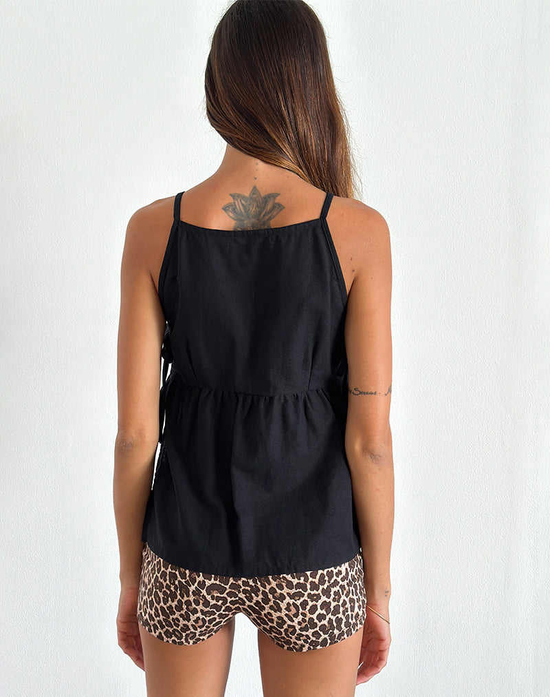 Imagen de Palsi Tie Side Sleeveless Top in Black