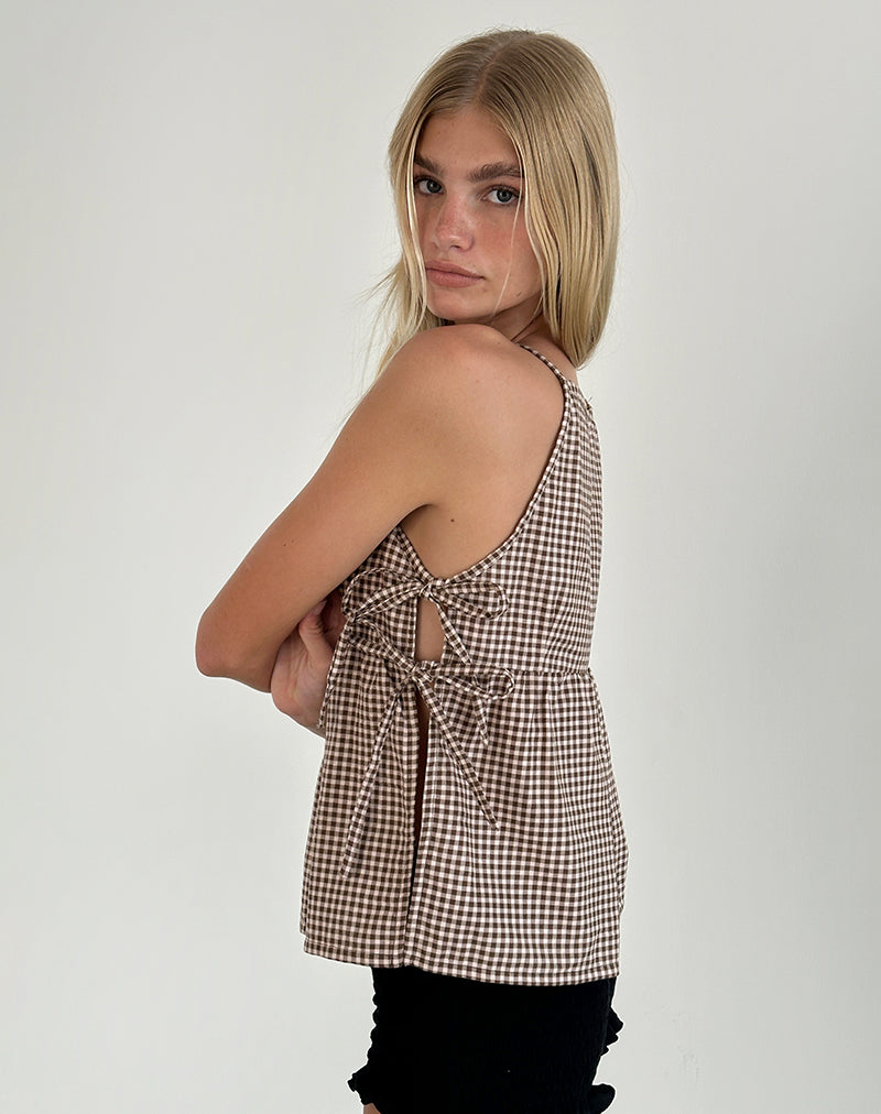 Imagen de Palsi Tie Side Sleeveless Top in Brown Mini Gingham