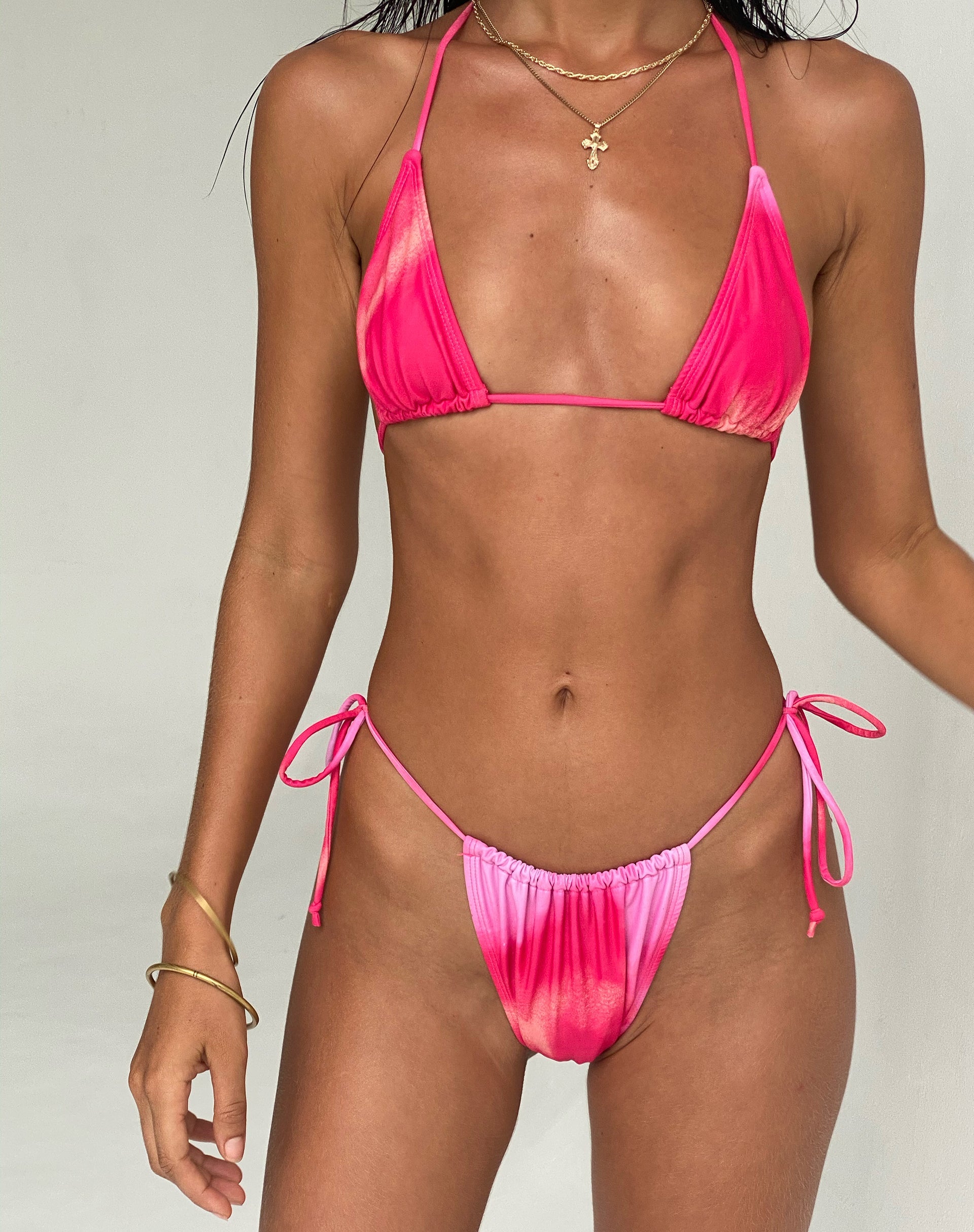 Imagen del sujetador de bikini Pami en rosa acuarela