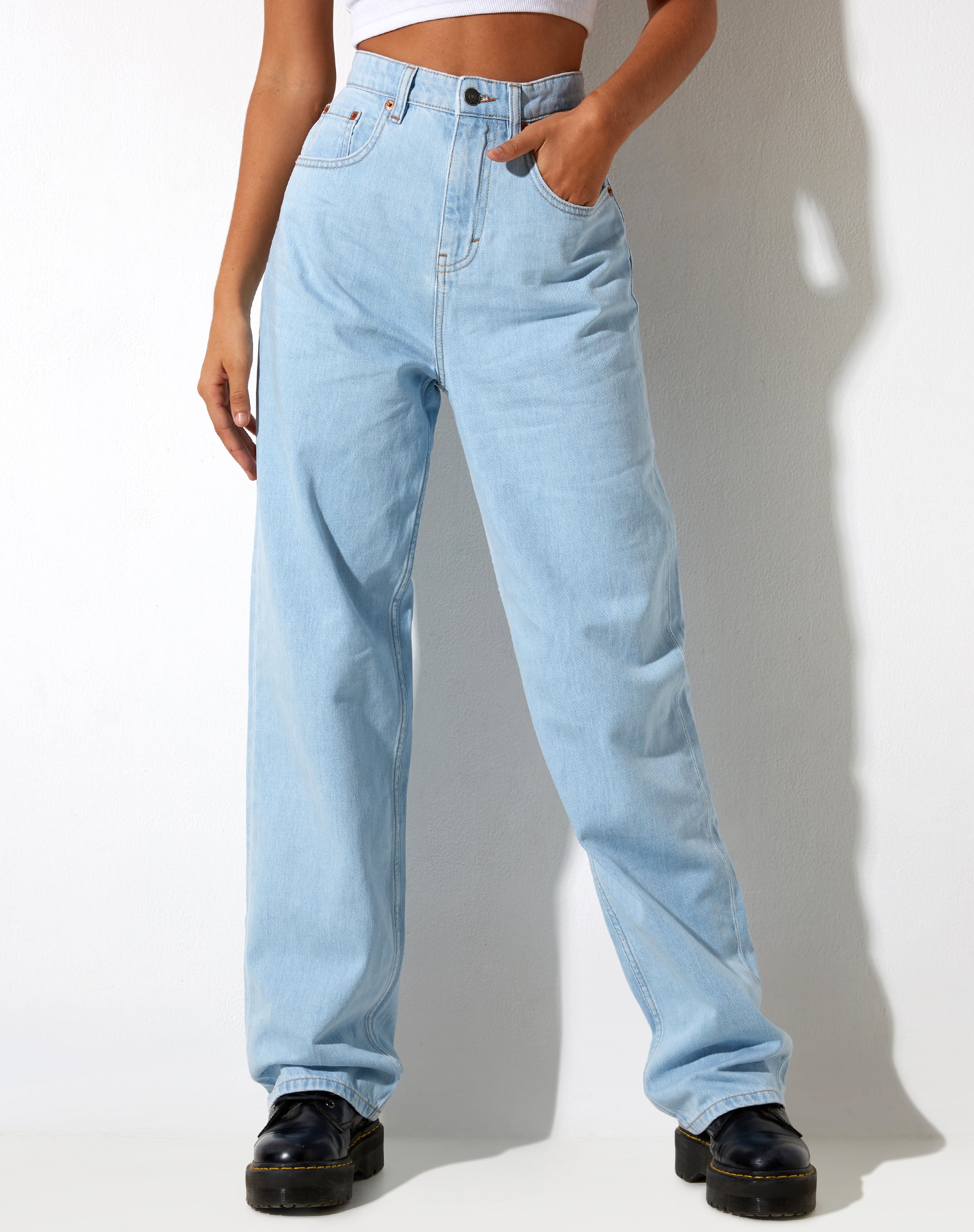 Imagen de Parallel Jeans en Super Light Wash