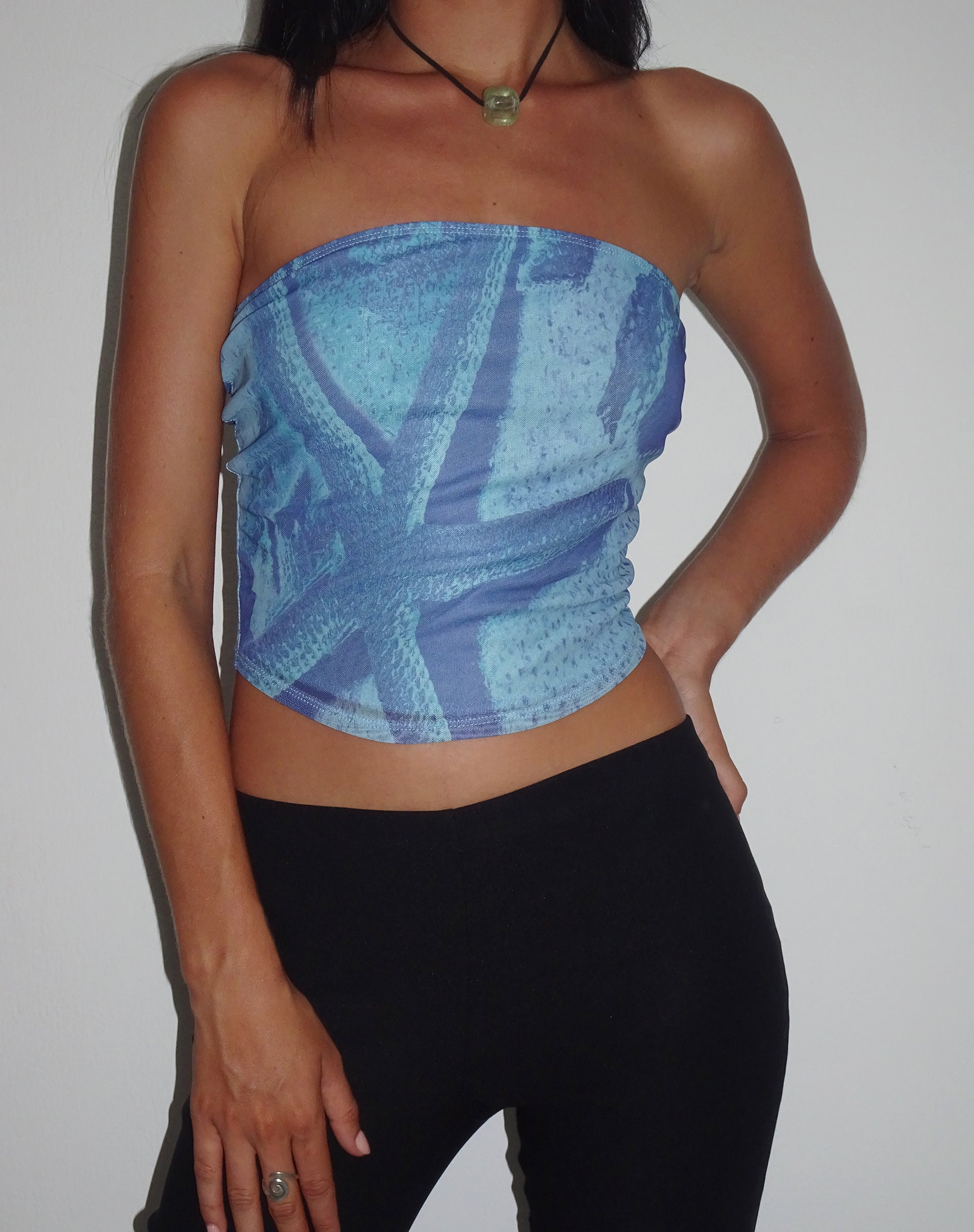 Imagen de Peggy Mesh Bandeau Top in Blue Starfish Photoprint