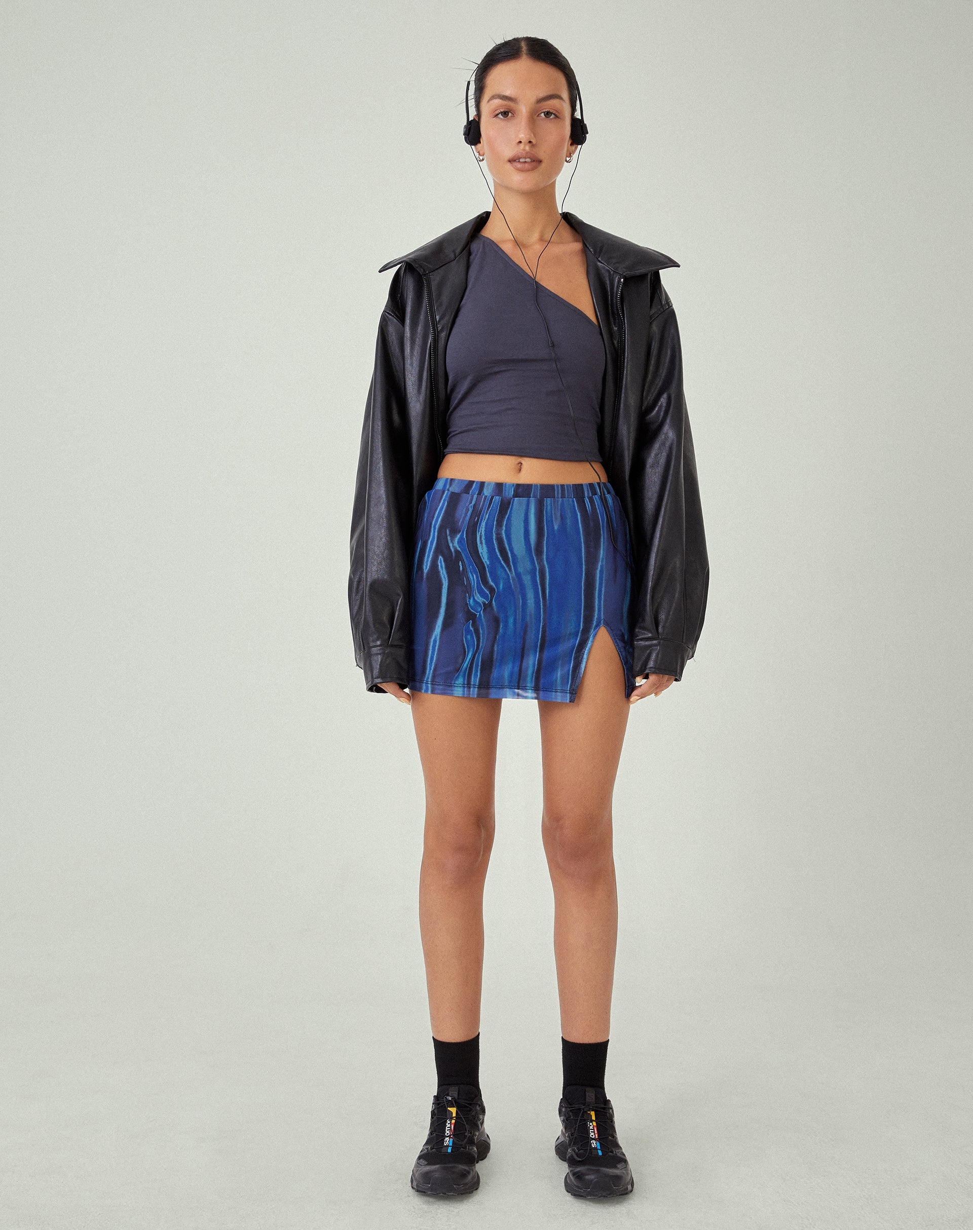 imagen de la minifalda MOTEL X JACQUIE Pelma en color Bleed Blue