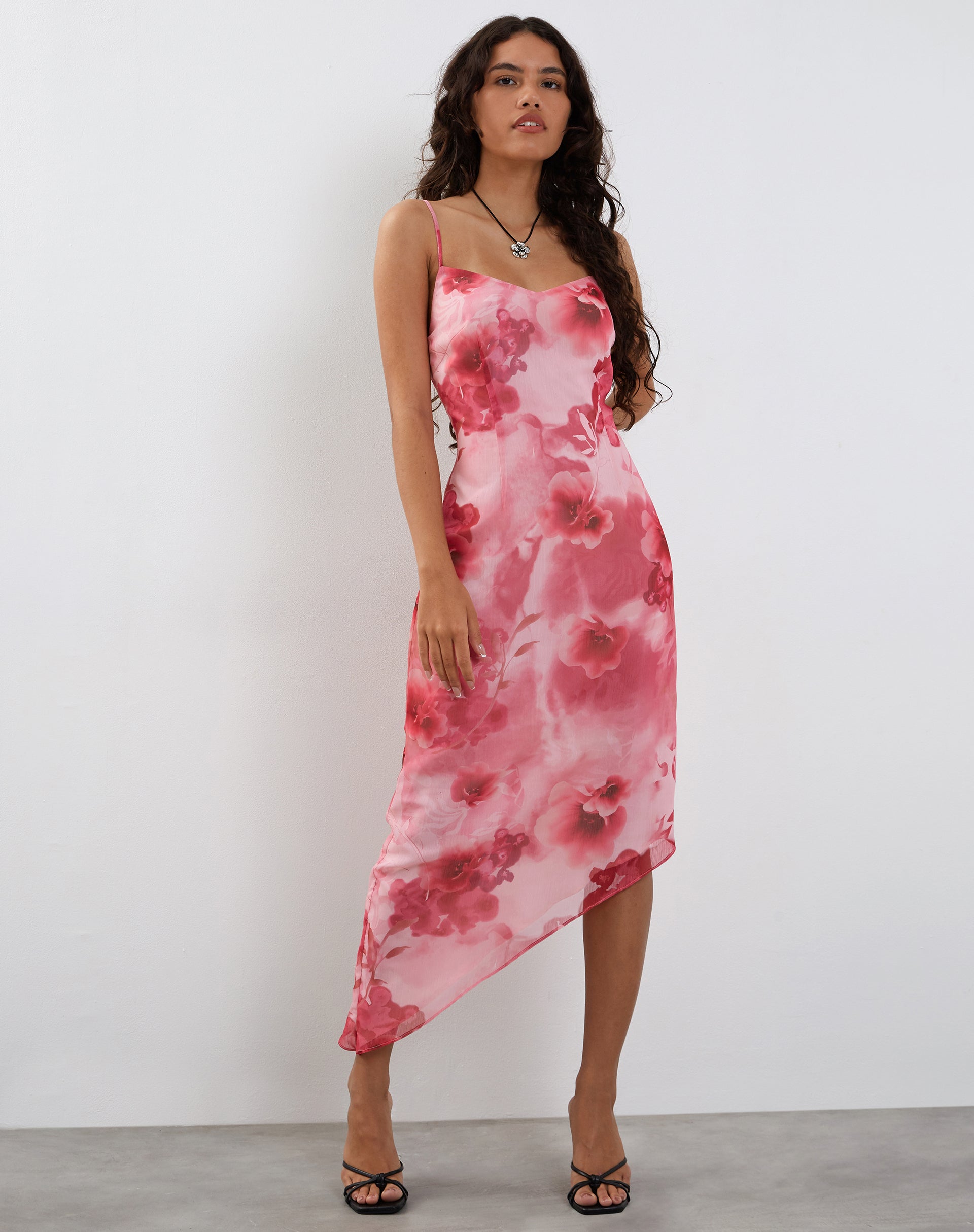 imagen de Preston Midi Dress in Watercolour Floral Pink