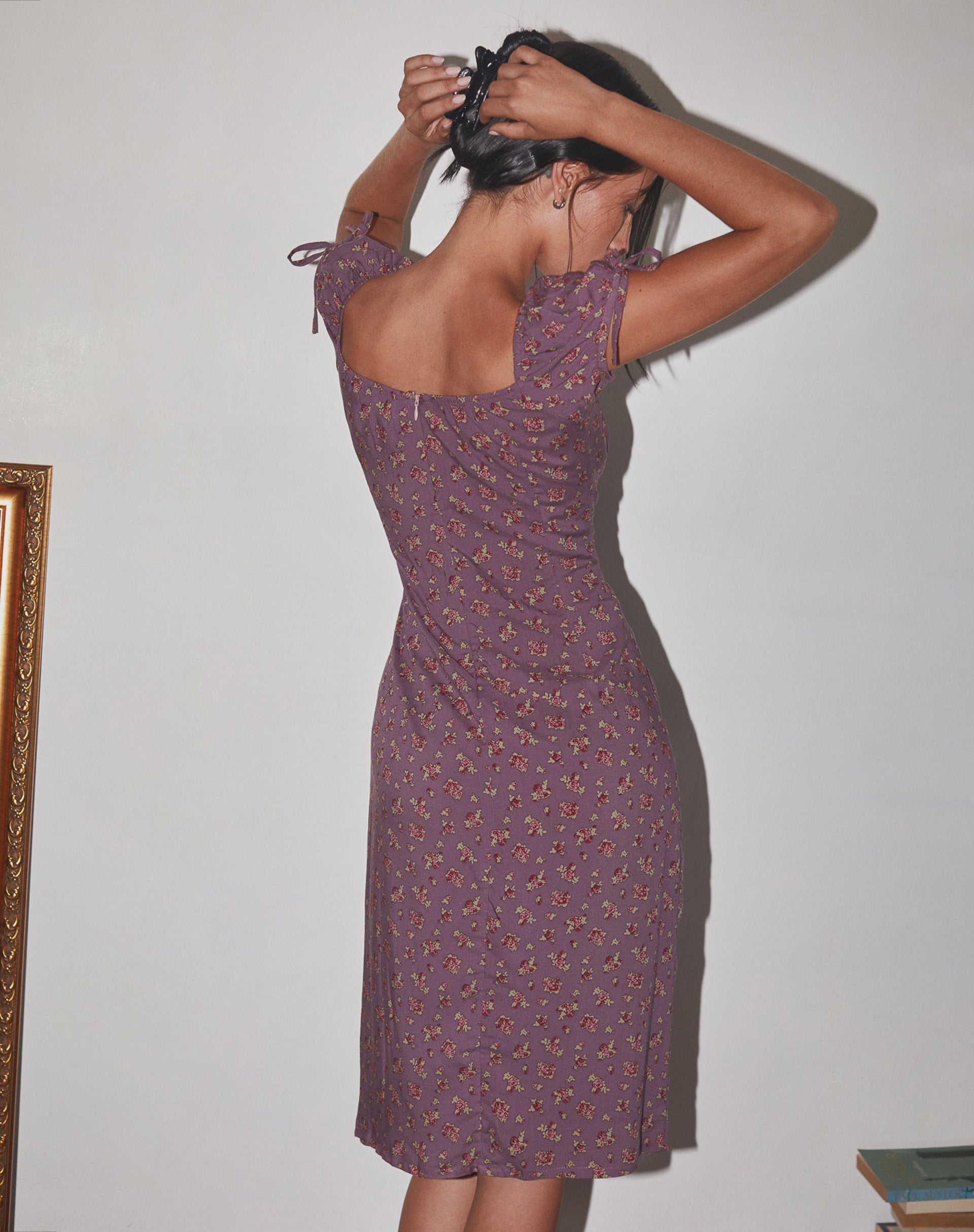Imagen de Rachana Midi Dress in Flowing Rose Deep Purple