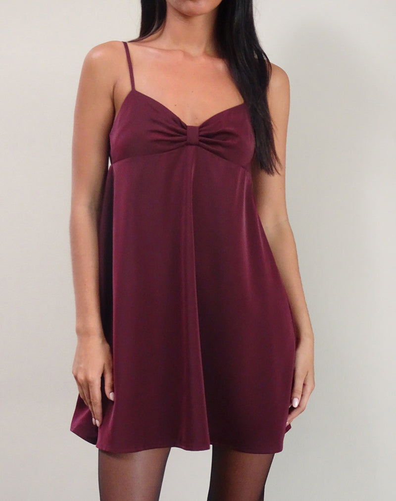 Imagen de Rafaila Mini Slip Dress in Satin Borgoña