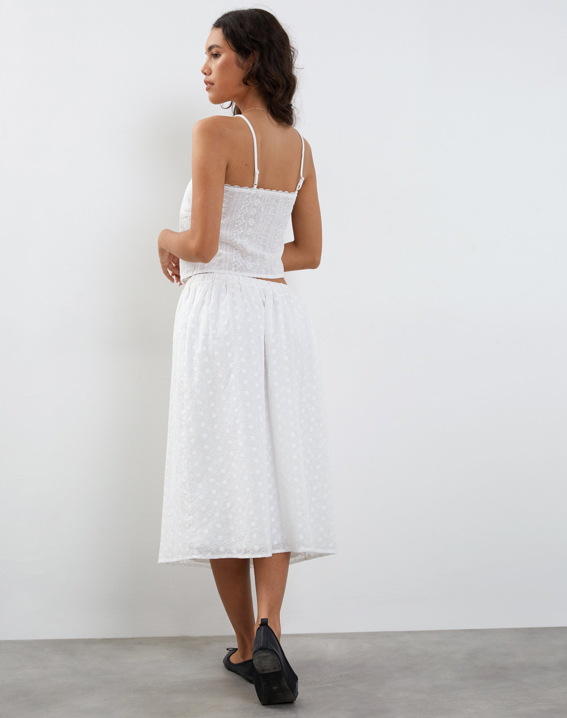 Imagen de Rusma Falda Midi en Broderie Blanco