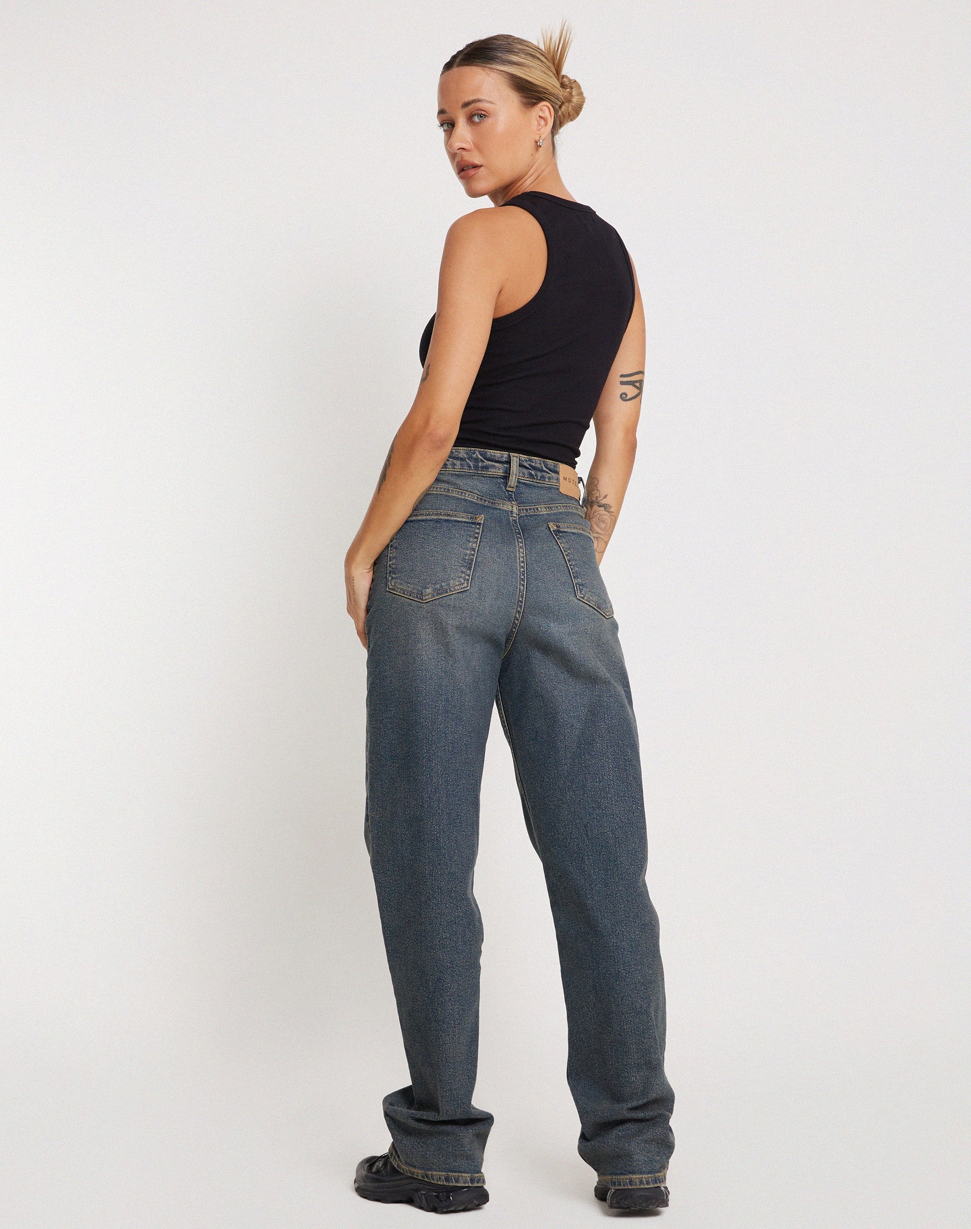 Imagen de Rave Vest Top en rib negro