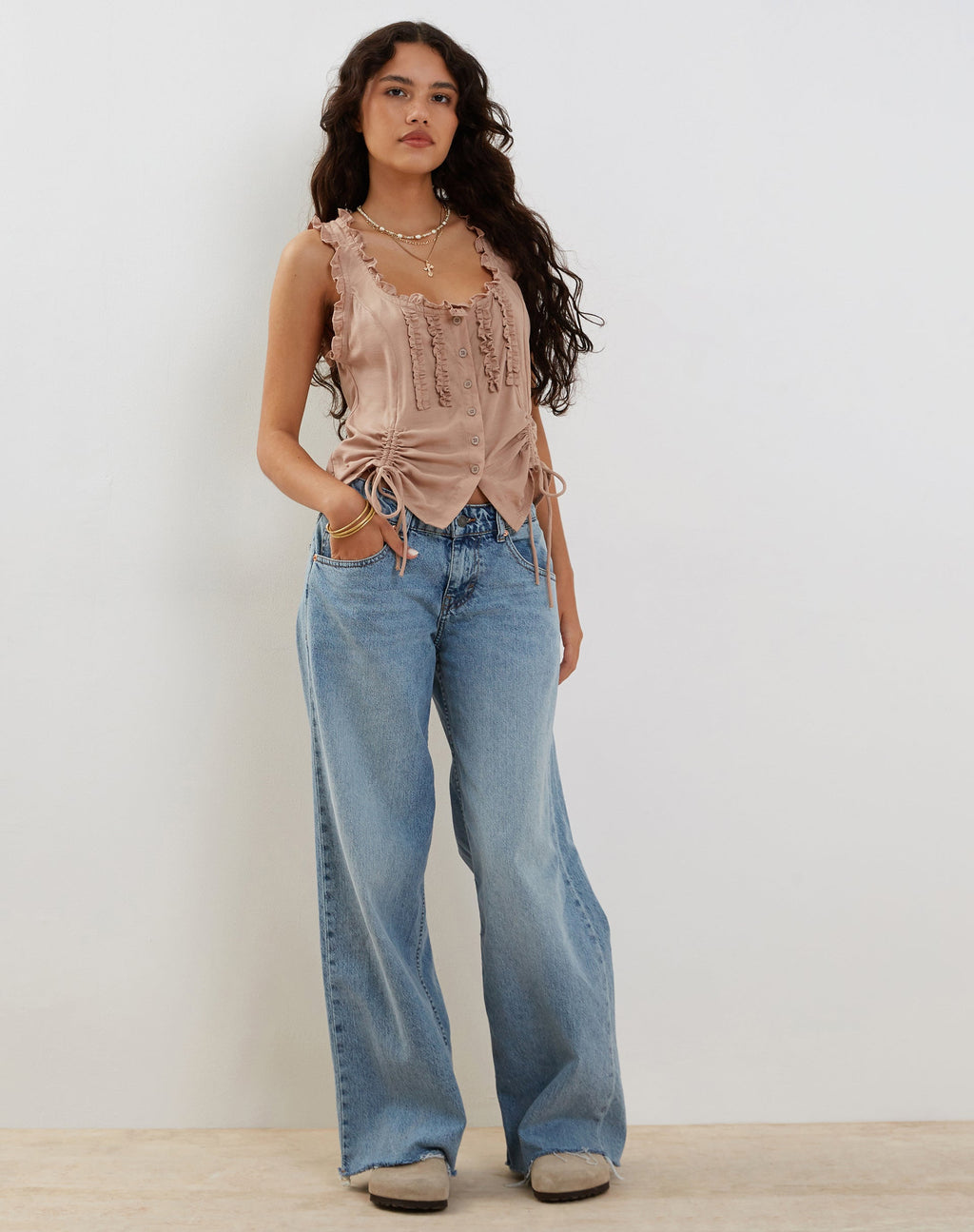 Top Rayna Ruffle Milkmaid en Champiñón