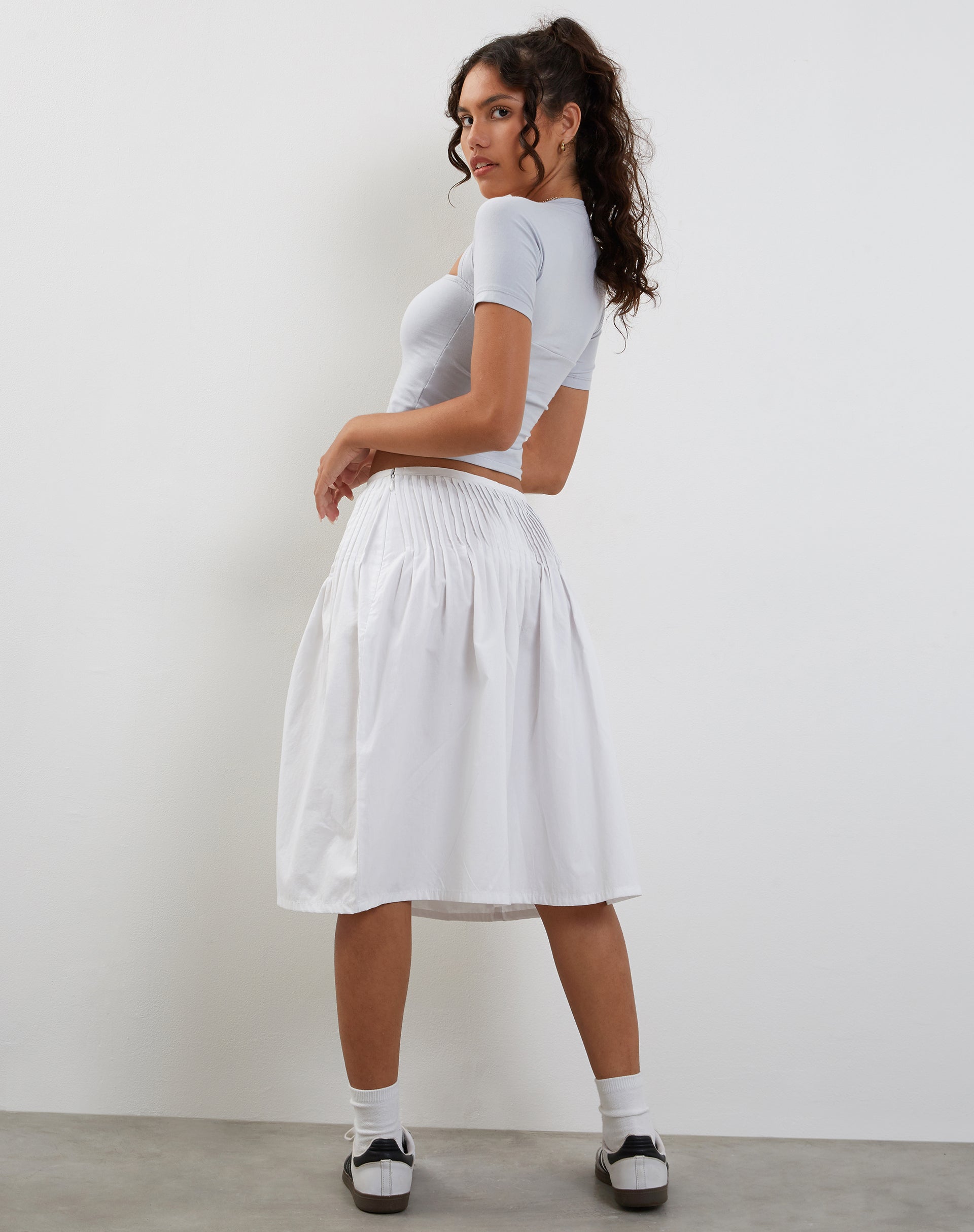 Imagen de Requa Crop Top en Gris Amanecer