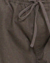 Gris oscuro